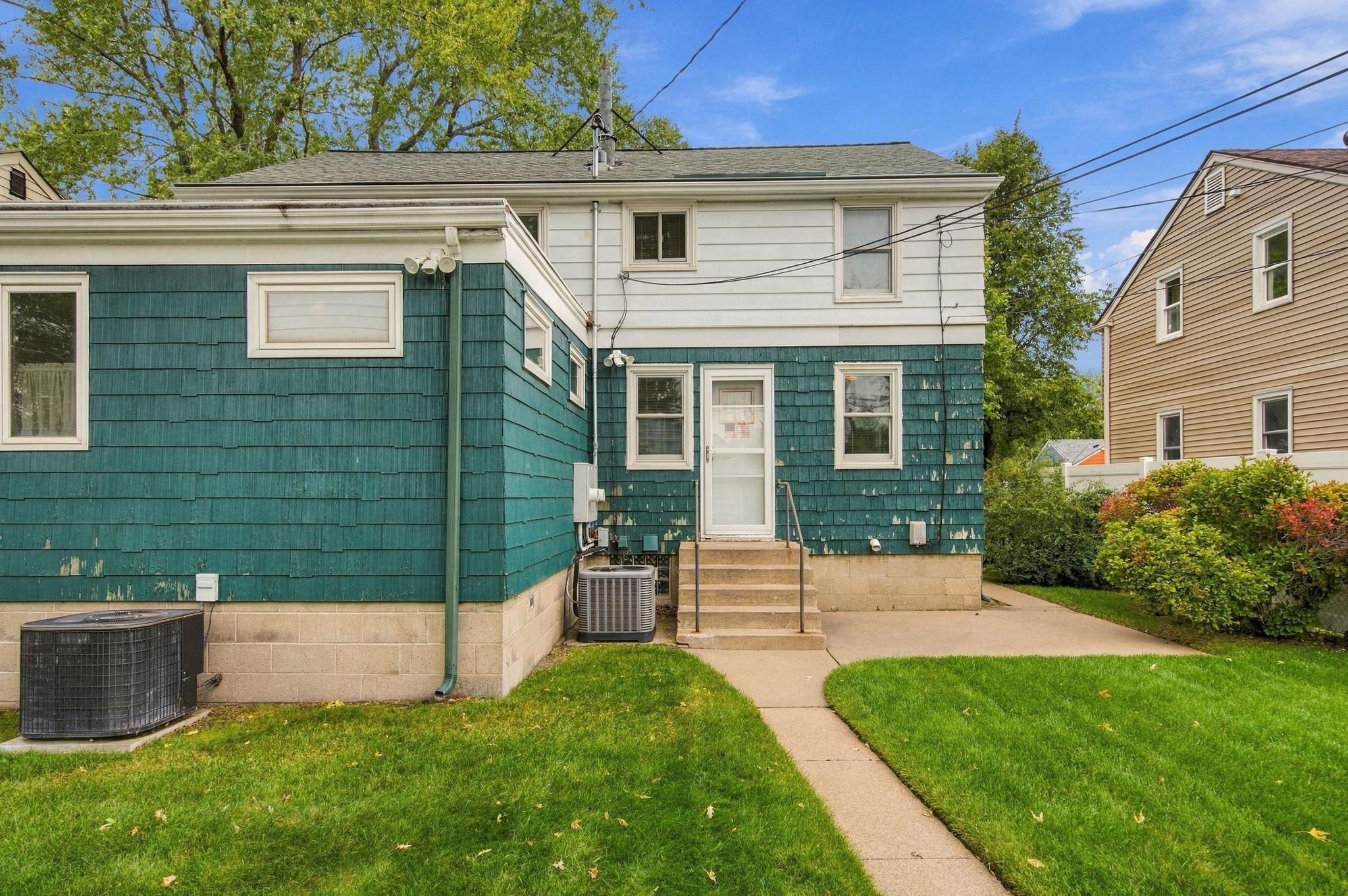 View of Residential Income at 5024 6th Street, Minneapolis MN 55430, Minneapolis (22 of 25) - Mike Wilen | Minnesota Team Real Estate