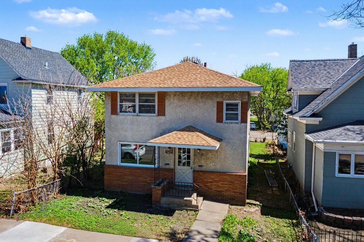 View of Duplex Up and Down at 1094 25th Avenue, Minneapolis - Mike Wilen | Minnesota Team Real Estate