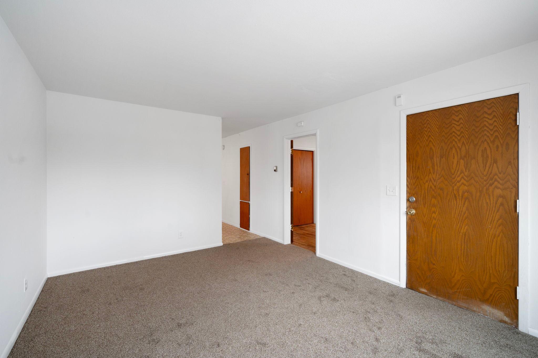 View of Residential Income at 1094 25th Avenue, Minneapolis MN 55414, Minneapolis (3 of 35) - Mike Wilen | Minnesota Team Real Estate