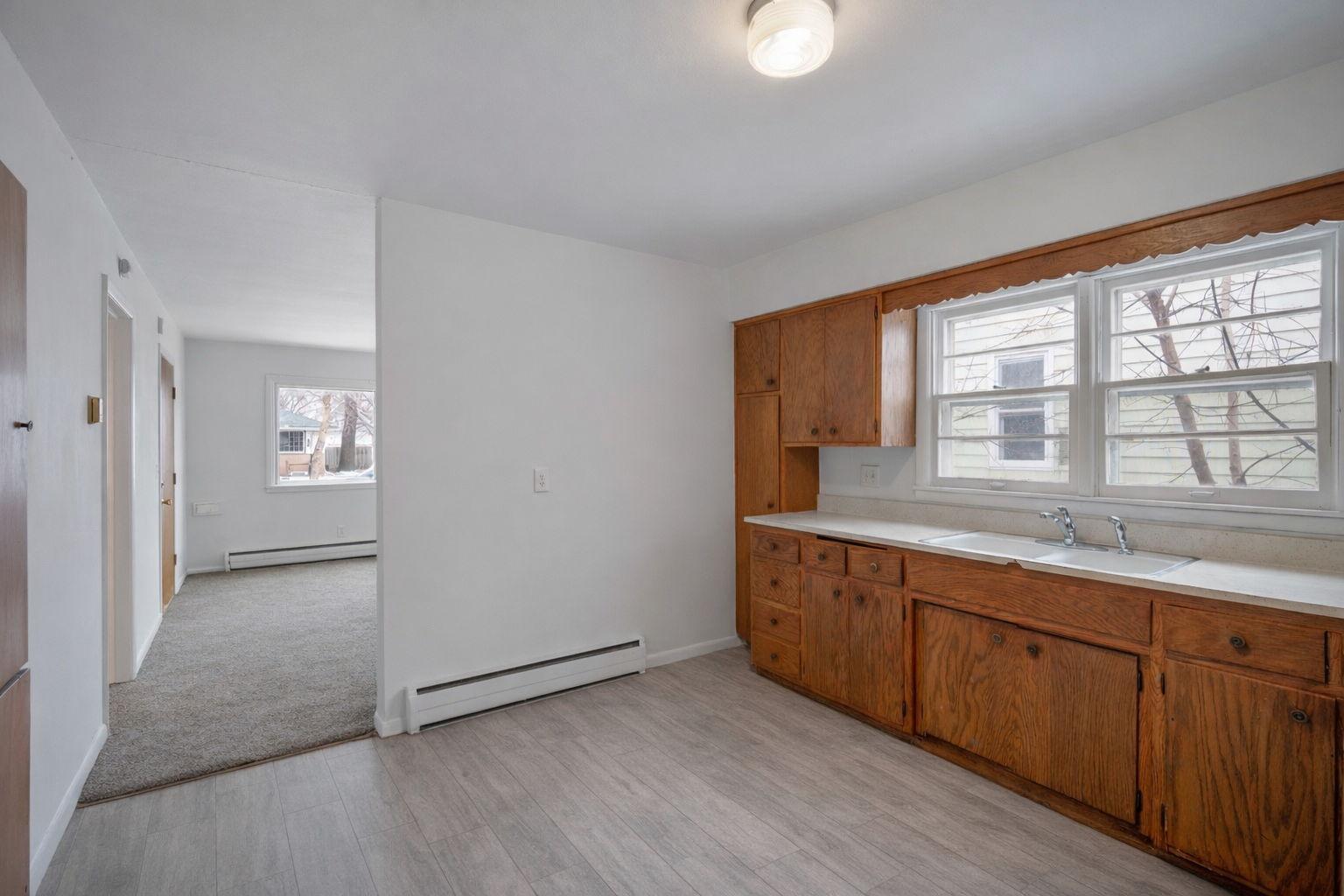 View of Residential Income at 1094 25th Avenue, Minneapolis MN 55414, Minneapolis (4 of 35) - Mike Wilen | Minnesota Team Real Estate