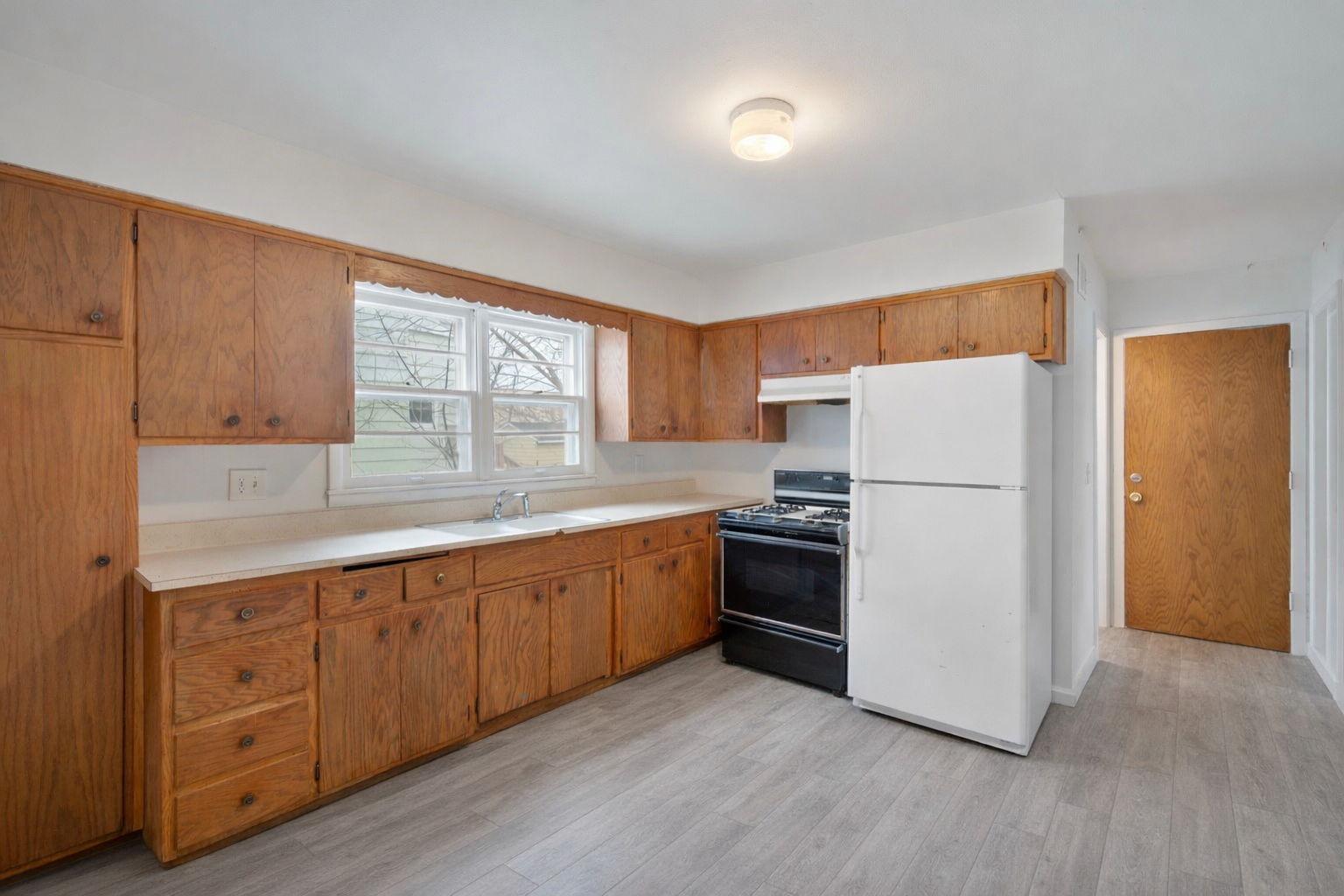 View of Residential Income at 1094 25th Avenue, Minneapolis MN 55414, Minneapolis (5 of 35) - Mike Wilen | Minnesota Team Real Estate