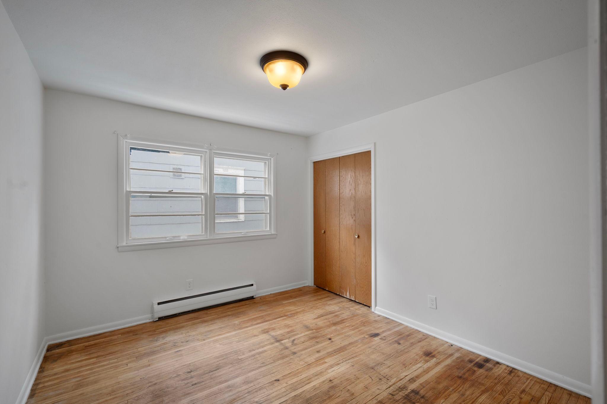 View of Residential Income at 1094 25th Avenue, Minneapolis MN 55414, Minneapolis (16 of 35) - Mike Wilen | Minnesota Team Real Estate