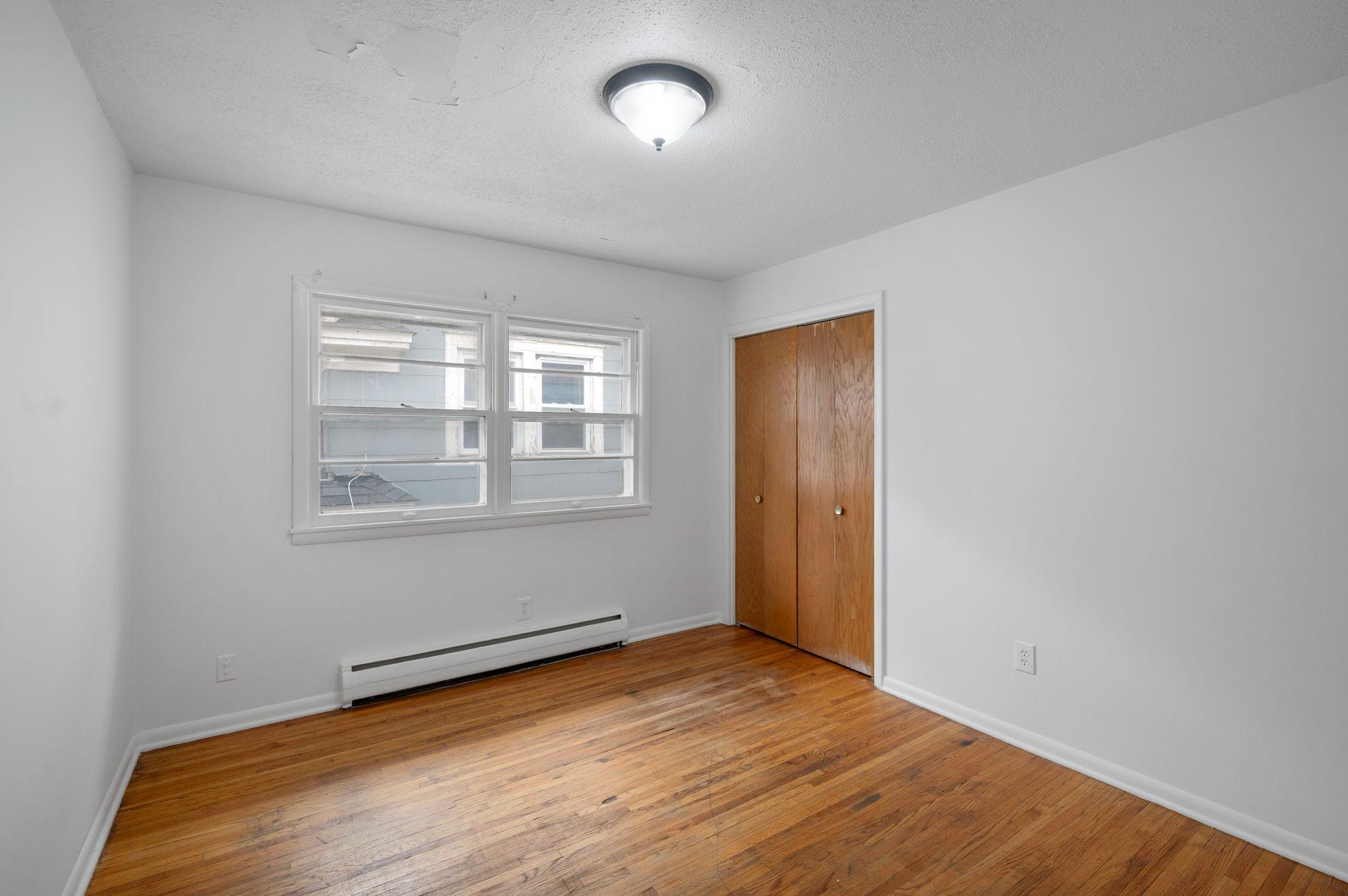 View of Residential Income at 1094 25th Avenue, Minneapolis MN 55414, Minneapolis (18 of 35) - Mike Wilen | Minnesota Team Real Estate
