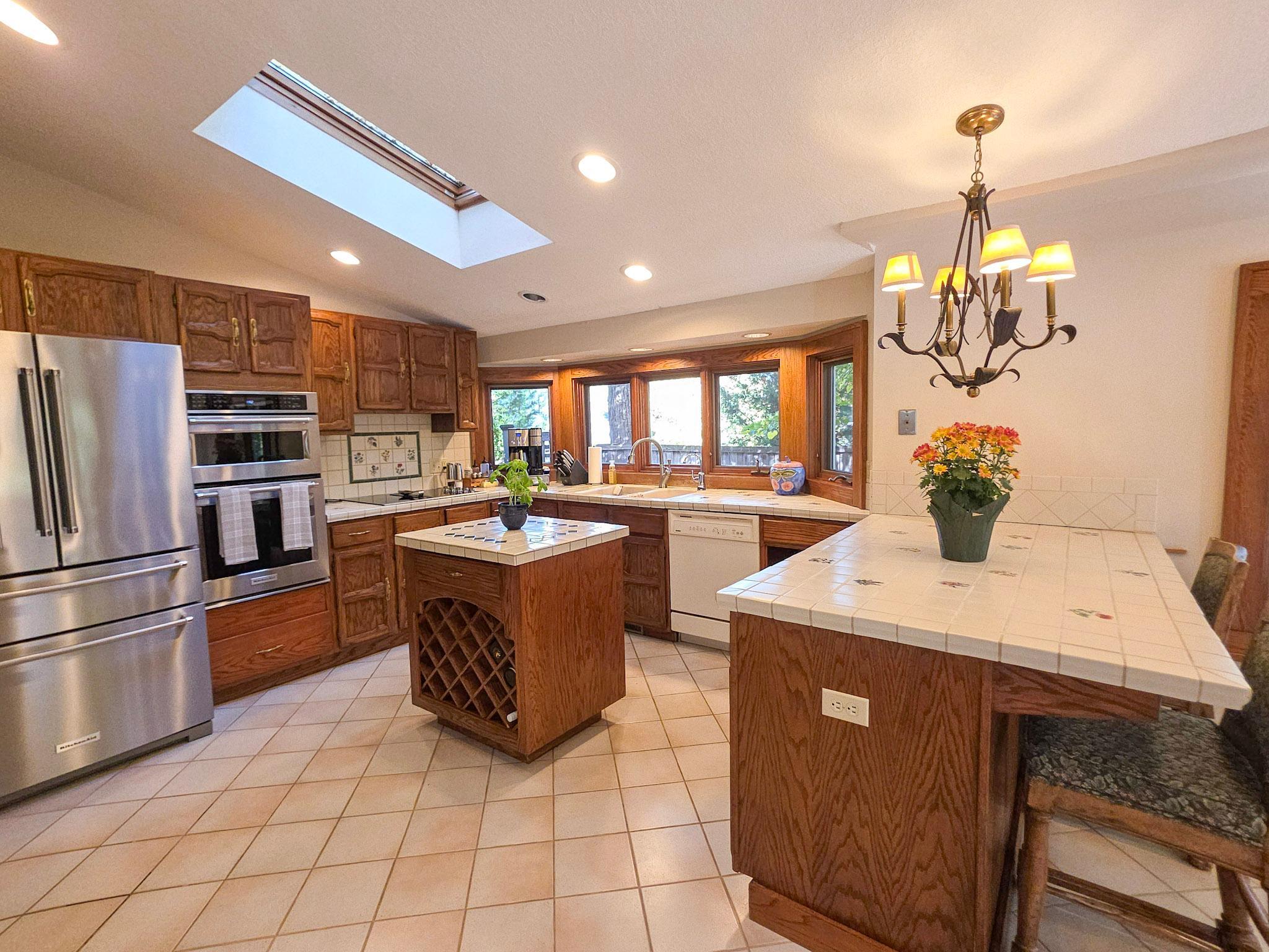 View of Residential at 435 Far Hill Road, Wayzata MN 55391, Wayzata (9 of 50) - Mike Wilen | Minnesota Team Real Estate