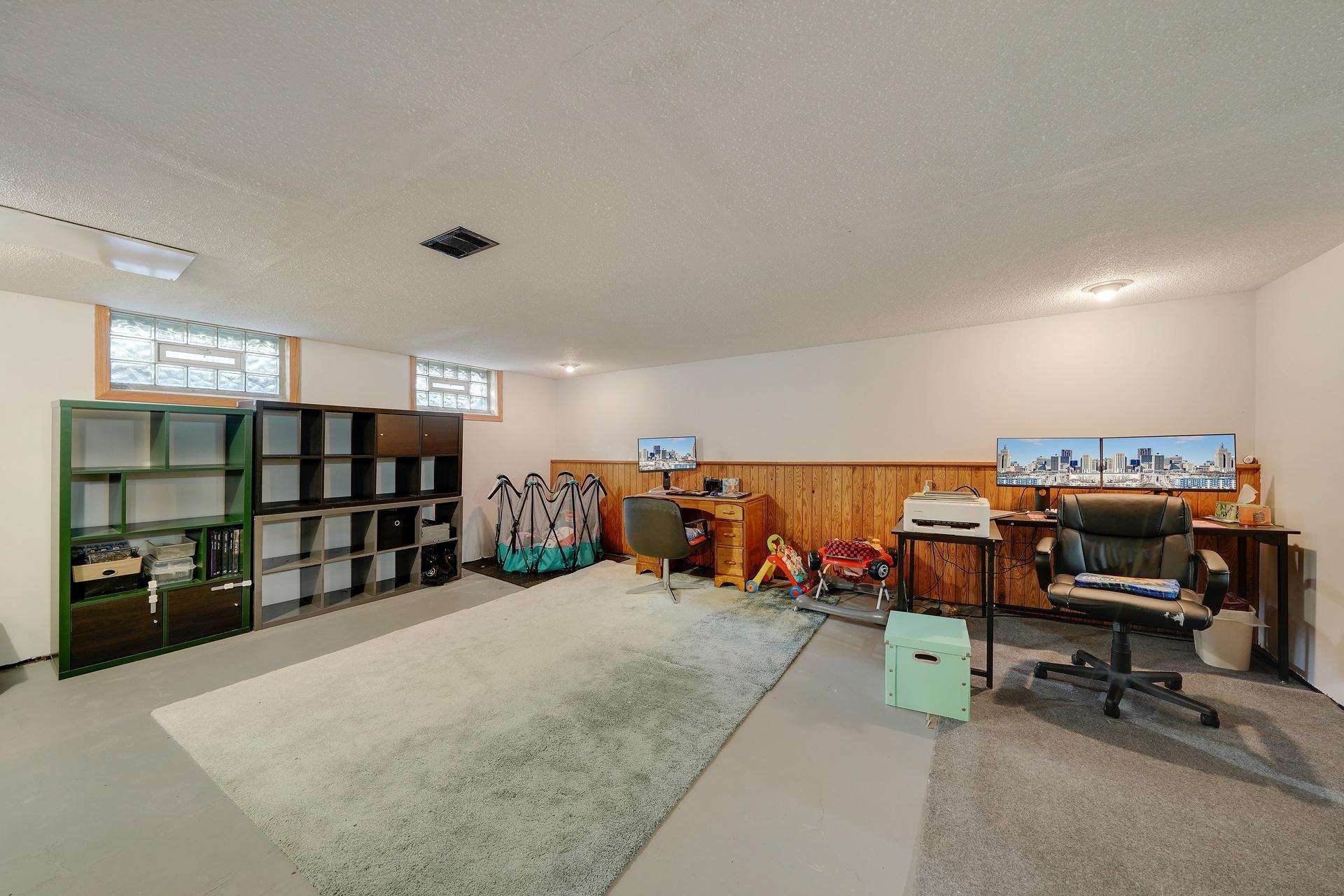 View of Residential at 1762 Hoyt Avenue, Saint Paul MN 55106, Saint Paul (30 of 37) - Mike Wilen | Minnesota Team Real Estate