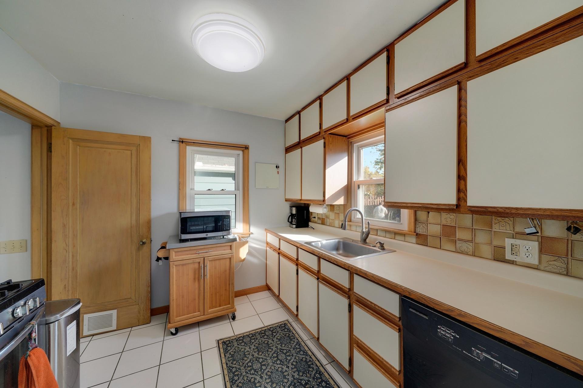 View of Residential at 1762 Hoyt Avenue, Saint Paul MN 55106, Saint Paul (22 of 37) - Mike Wilen | Minnesota Team Real Estate