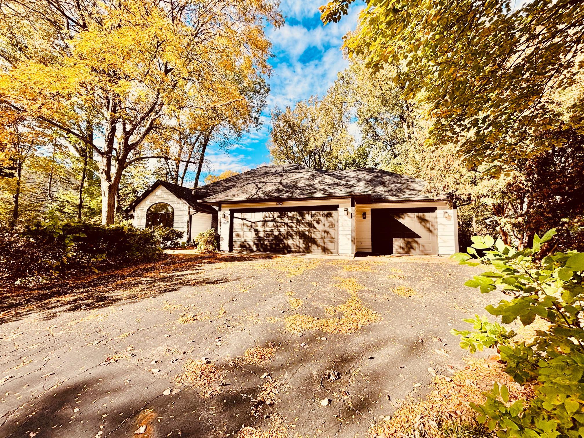 View of Residential at 13505 Elkwood Drive, Apple Valley MN 55124, Apple Valley (5 of 26) - Mike Wilen | Minnesota Team Real Estate