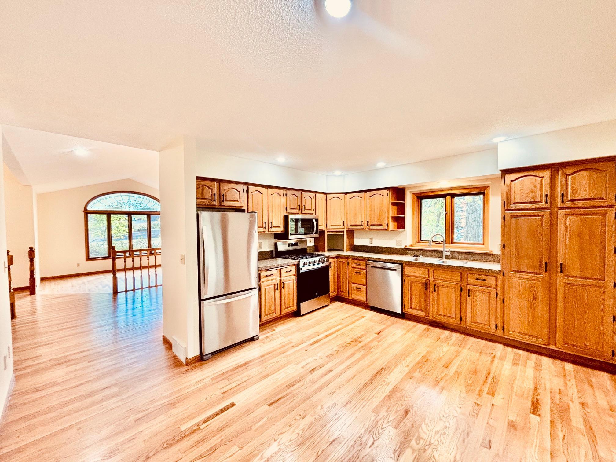 View of Residential at 13505 Elkwood Drive, Apple Valley MN 55124, Apple Valley (10 of 26) - Mike Wilen | Minnesota Team Real Estate
