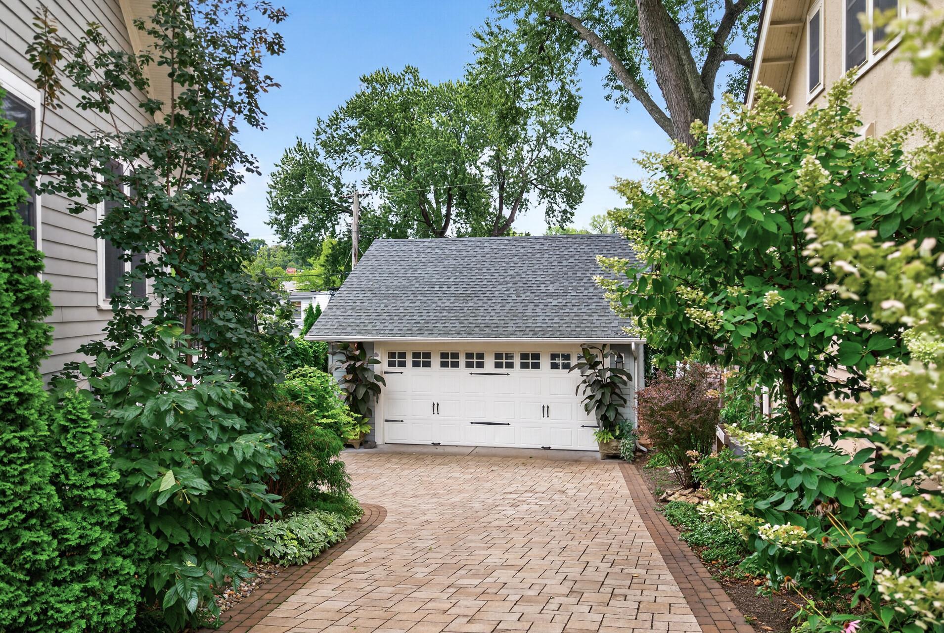 View of Residential at 469 Newton Avenue, Minneapolis MN 55405, Minneapolis (91 of 98) - Mike Wilen | Minnesota Team Real Estate