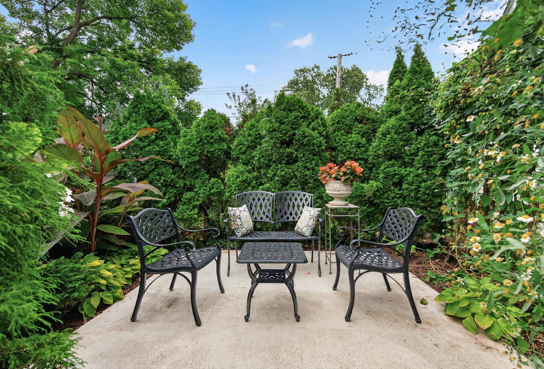 View of Residential at 469 Newton Avenue, Minneapolis MN 55405, Minneapolis (71 of 98) - Mike Wilen | Minnesota Team Real Estate