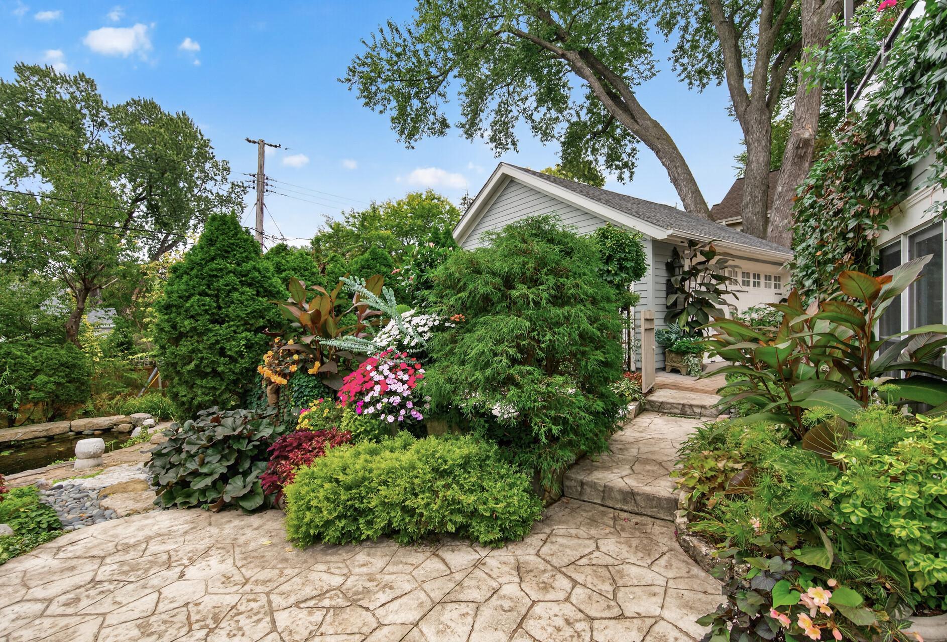 View of Residential at 469 Newton Avenue, Minneapolis MN 55405, Minneapolis (70 of 98) - Mike Wilen | Minnesota Team Real Estate