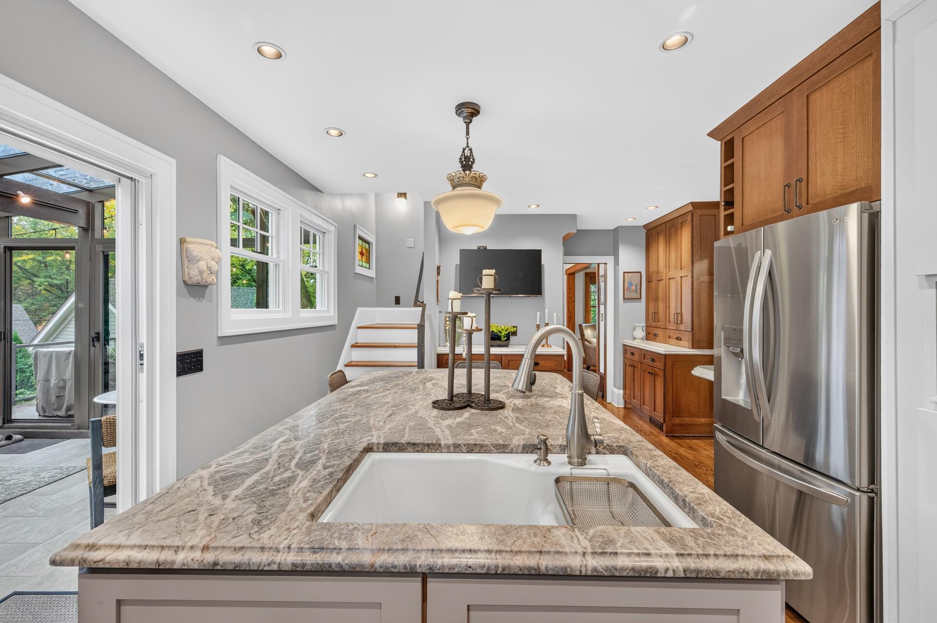 View of Residential at 469 Newton Avenue, Minneapolis MN 55405, Minneapolis (19 of 98) - Mike Wilen | Minnesota Team Real Estate