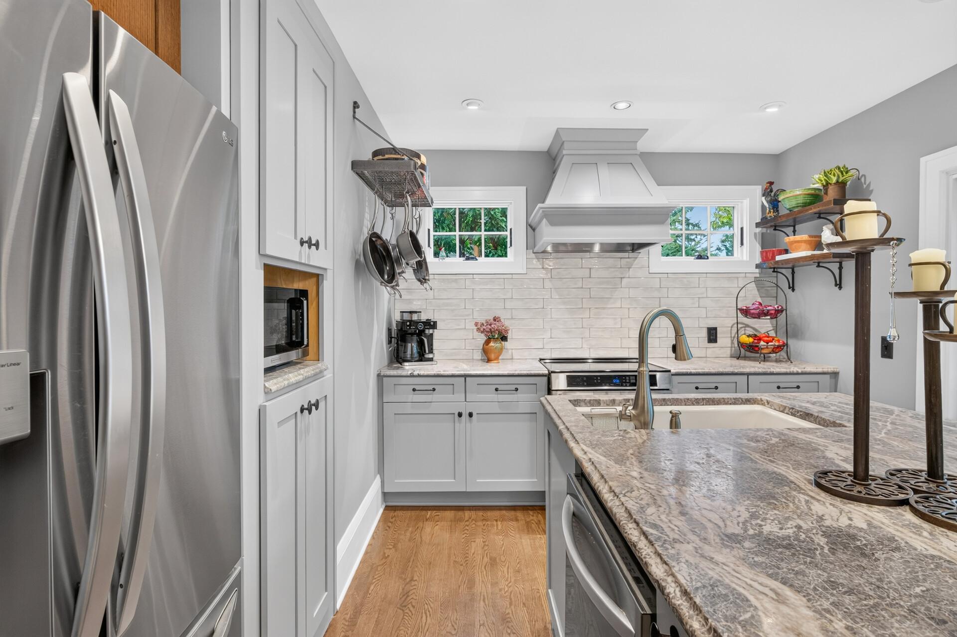 View of Residential at 469 Newton Avenue, Minneapolis MN 55405, Minneapolis (16 of 98) - Mike Wilen | Minnesota Team Real Estate