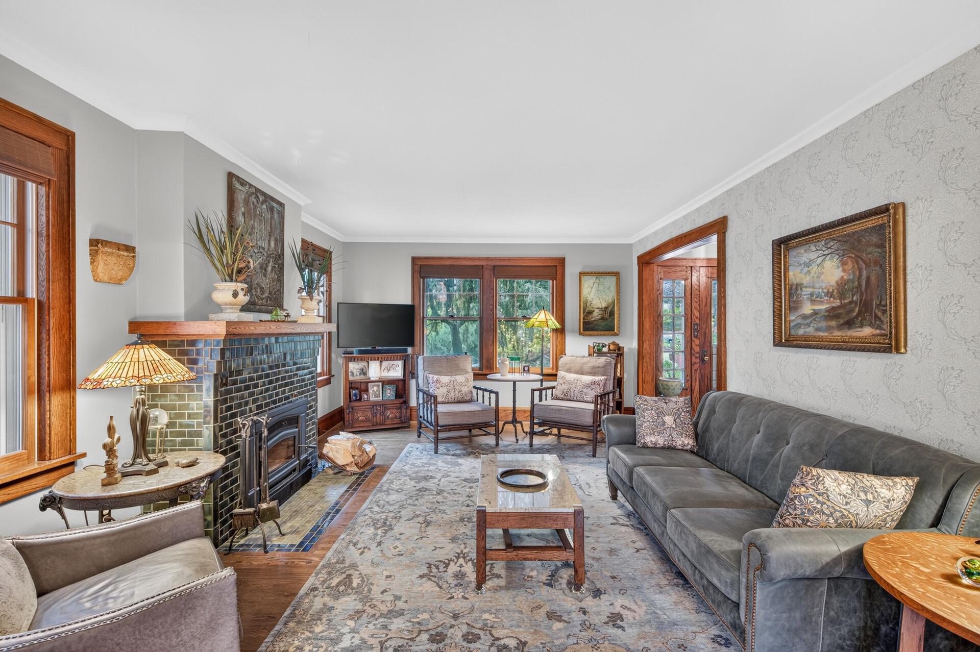 View of Residential at 469 Newton Avenue, Minneapolis MN 55405, Minneapolis (6 of 98) - Mike Wilen | Minnesota Team Real Estate