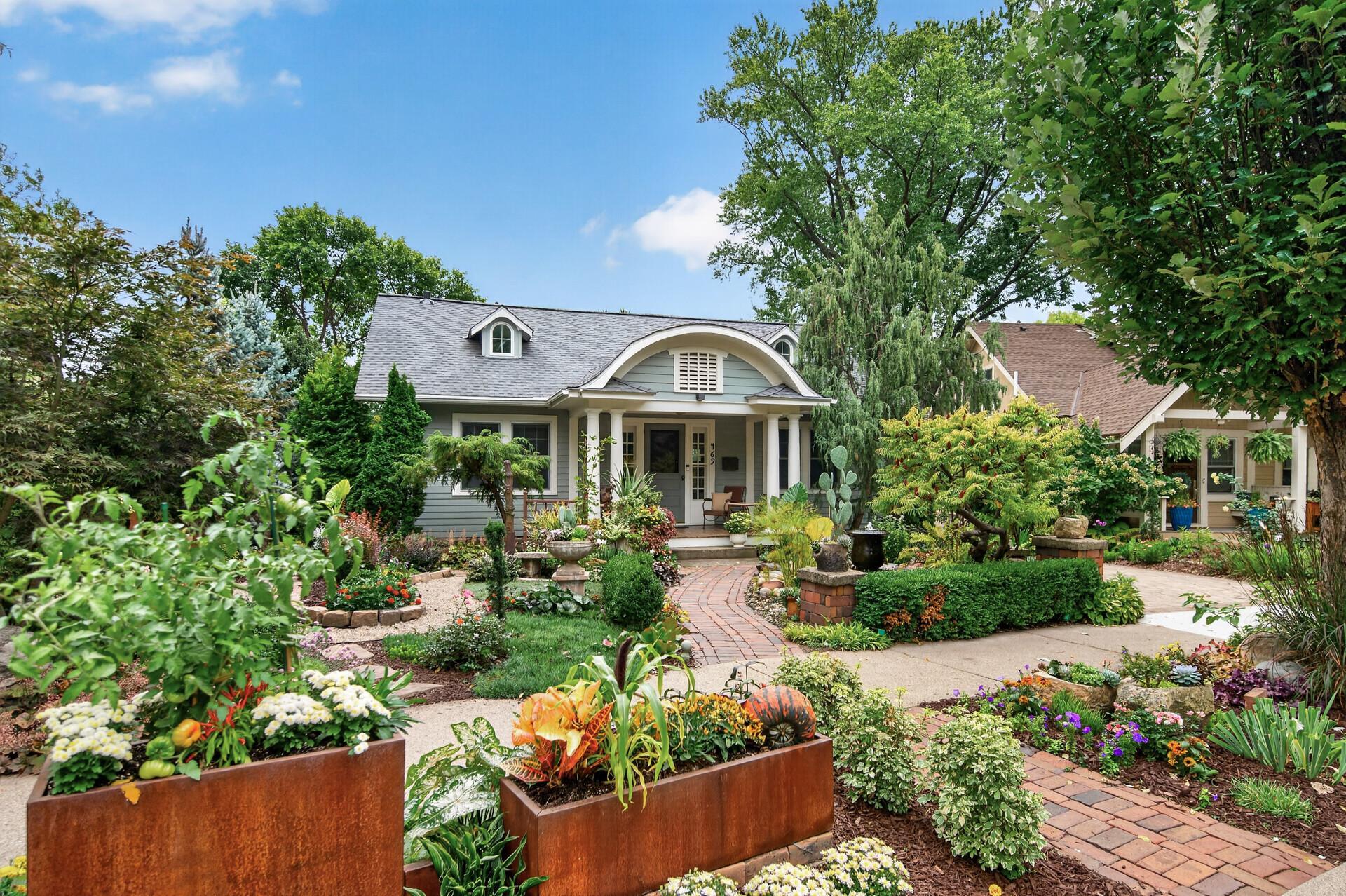 View of Single Family at 469 Newton Avenue, Minneapolis - Mike Wilen | Minnesota Team Real Estate