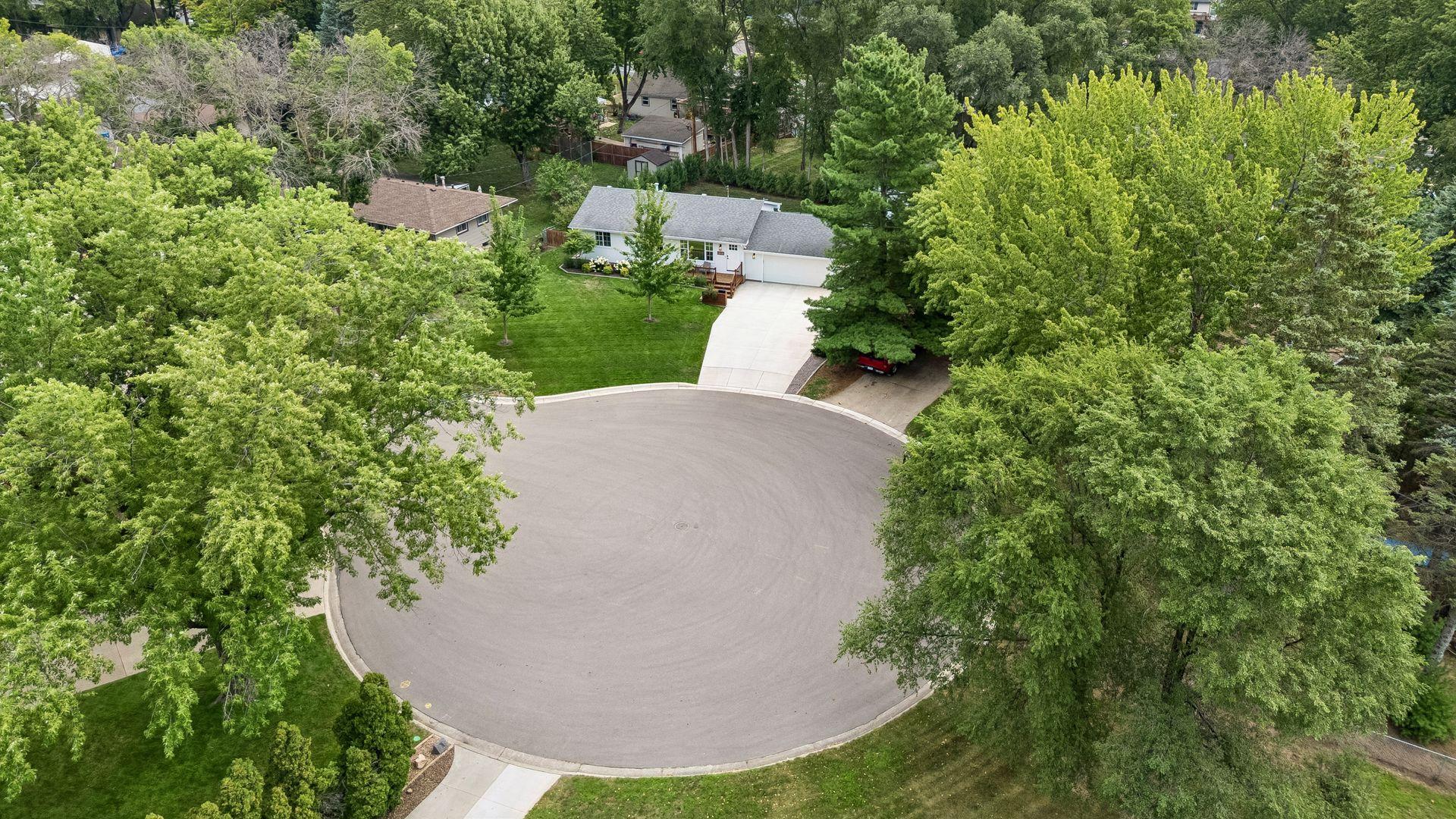 View of Residential at 10835 York Avenue, Bloomington MN 55431, Bloomington (50 of 53) - Mike Wilen | Minnesota Team Real Estate