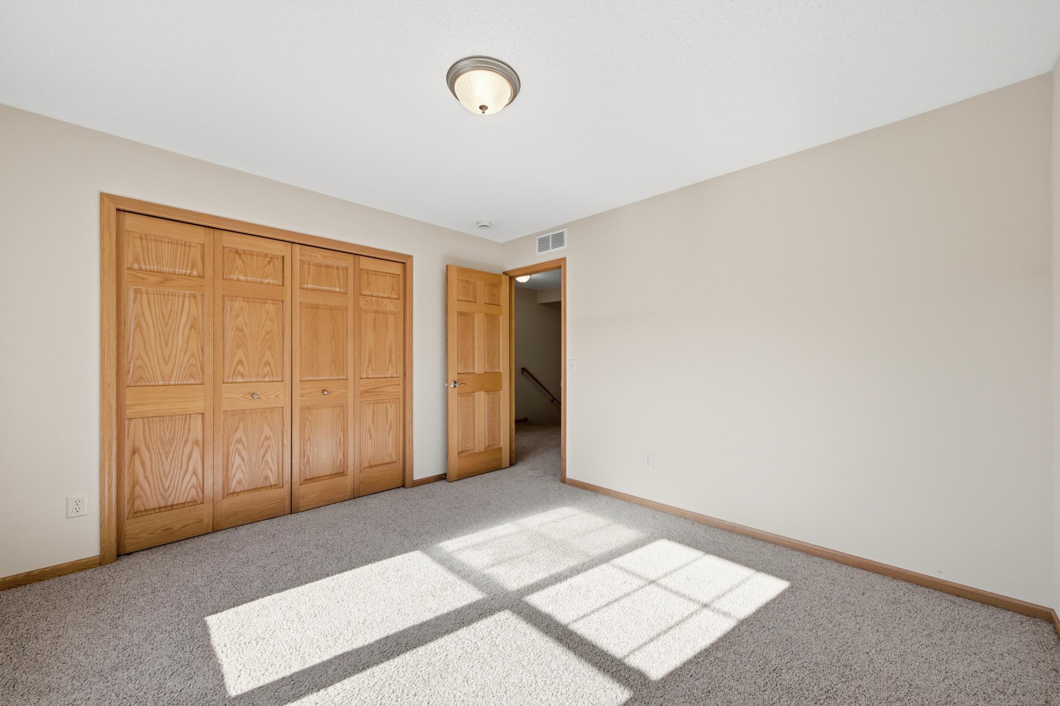 View of Residential at 11640 Prospect Curve, Woodbury MN 55129, Woodbury (21 of 46) - Mike Wilen | Minnesota Team Real Estate