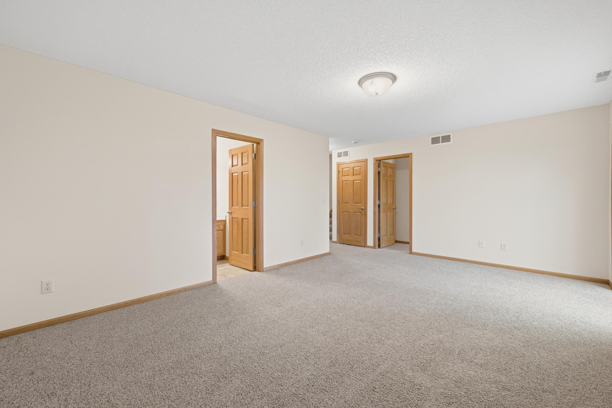 View of Residential at 11640 Prospect Curve, Woodbury MN 55129, Woodbury (35 of 46) - Mike Wilen | Minnesota Team Real Estate