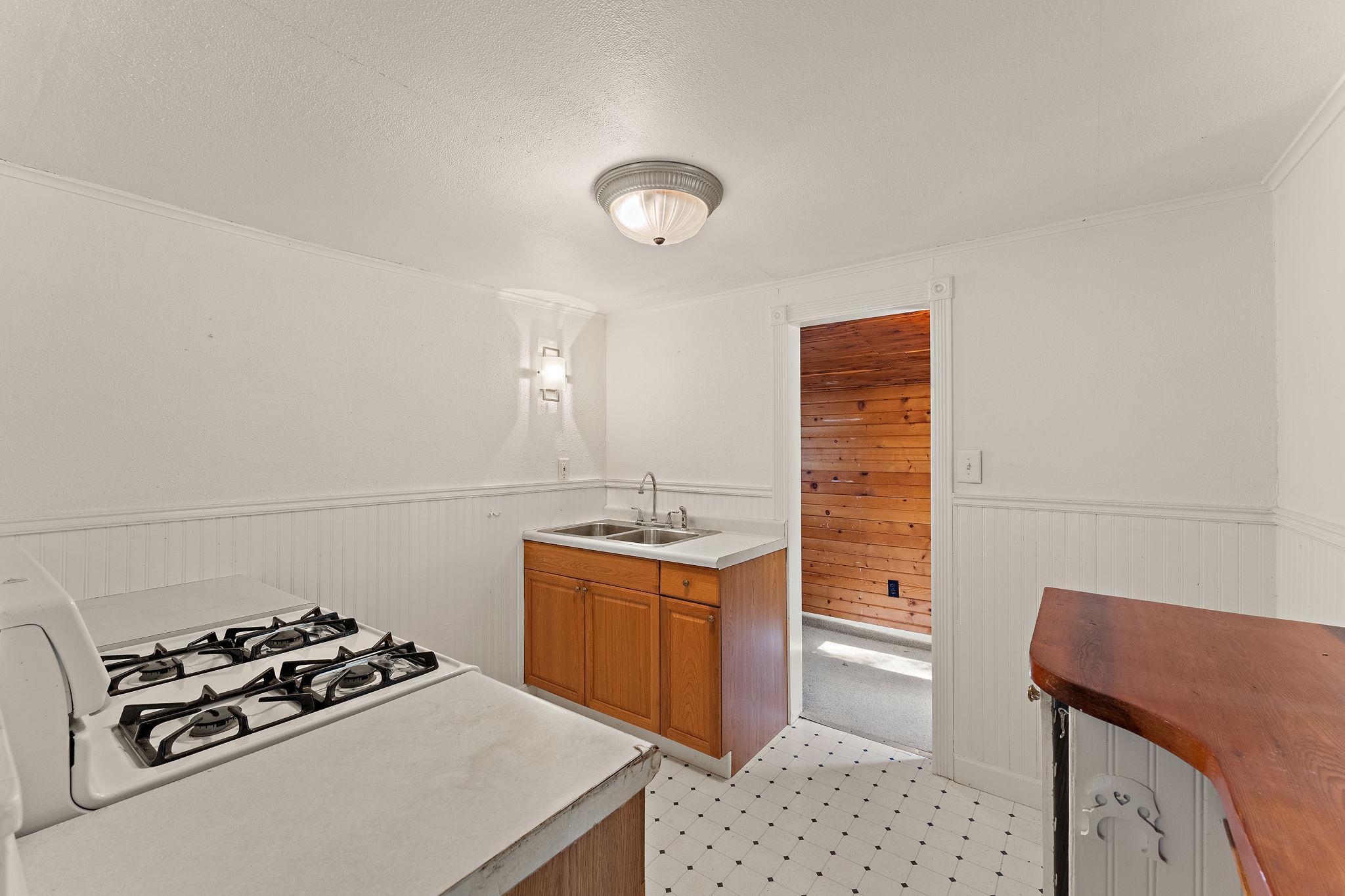 View of Residential at 415 Chestnut Street, South Saint Paul MN 55075, South Saint Paul (6 of 17) - Mike Wilen | Minnesota Team Real Estate