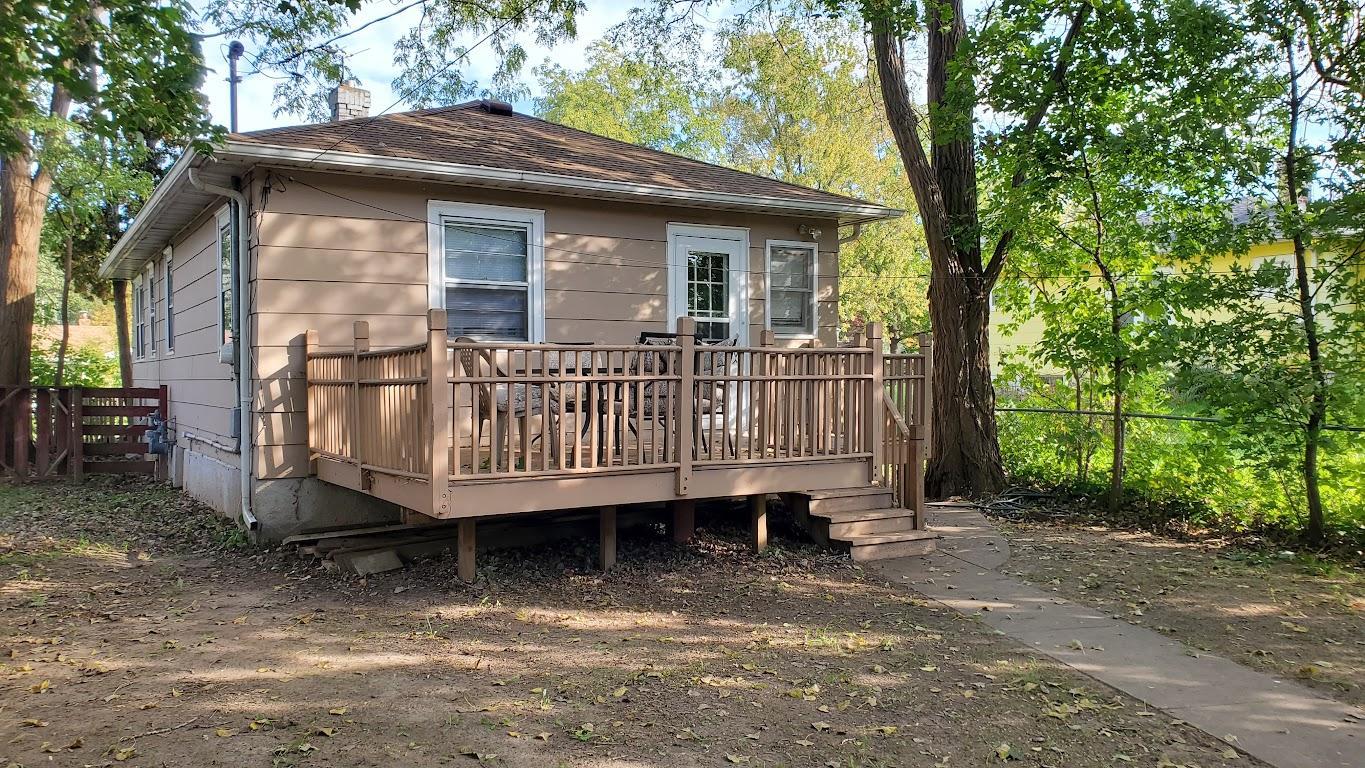View of Residential at 2128 Bush Avenue, Saint Paul MN 55119, Saint Paul (23 of 30) - Mike Wilen | Minnesota Team Real Estate