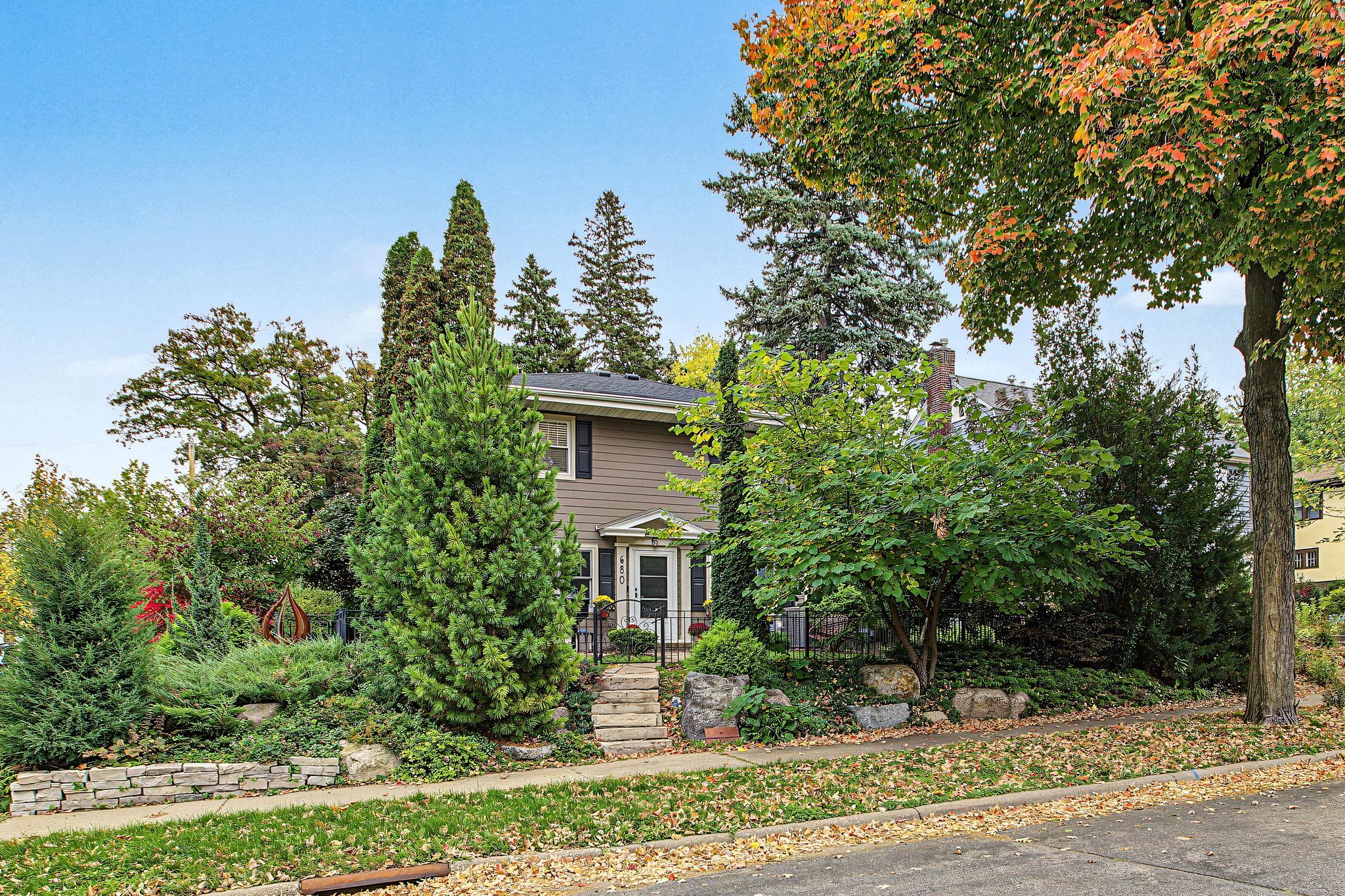 View of Residential at 680 Chippewa Avenue, Saint Paul MN 55107, Saint Paul (8 of 13) - Mike Wilen | Minnesota Team Real Estate