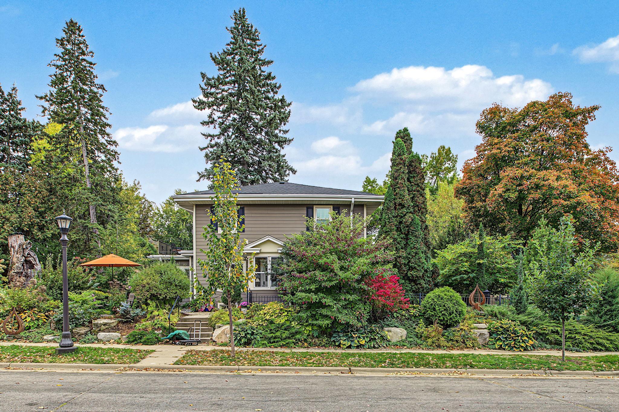 View of Residential at 680 Chippewa Avenue, Saint Paul MN 55107, Saint Paul (7 of 13) - Mike Wilen | Minnesota Team Real Estate
