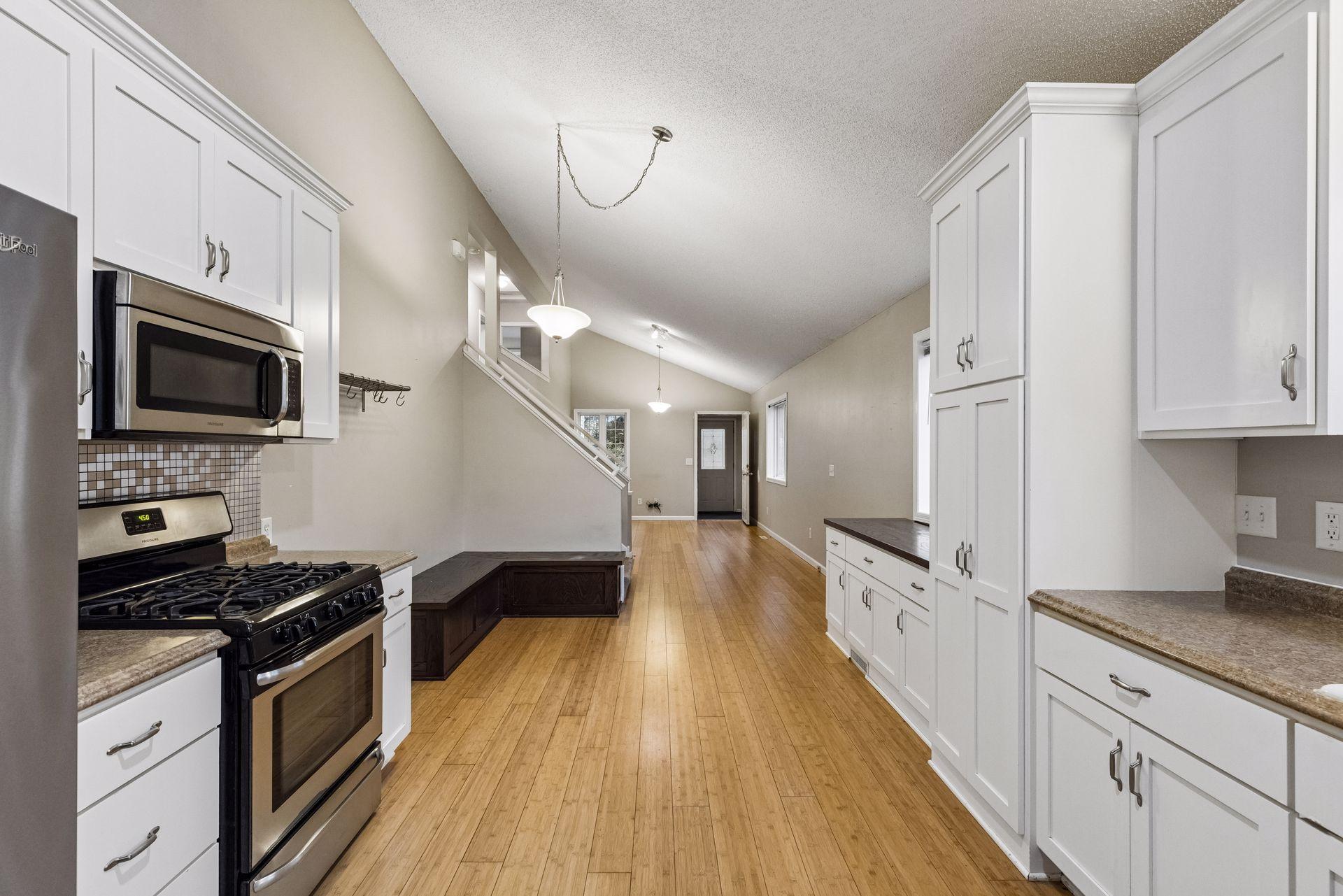 View of Residential at 297 Morton Street, Saint Paul MN 55107, Saint Paul (10 of 24) - Mike Wilen | Minnesota Team Real Estate