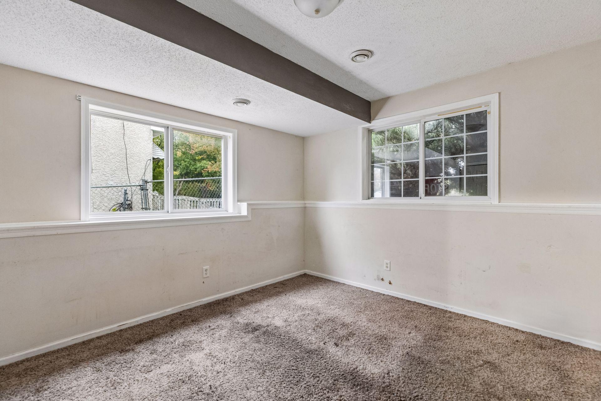 View of Residential at 297 Morton Street, Saint Paul MN 55107, Saint Paul (20 of 24) - Mike Wilen | Minnesota Team Real Estate