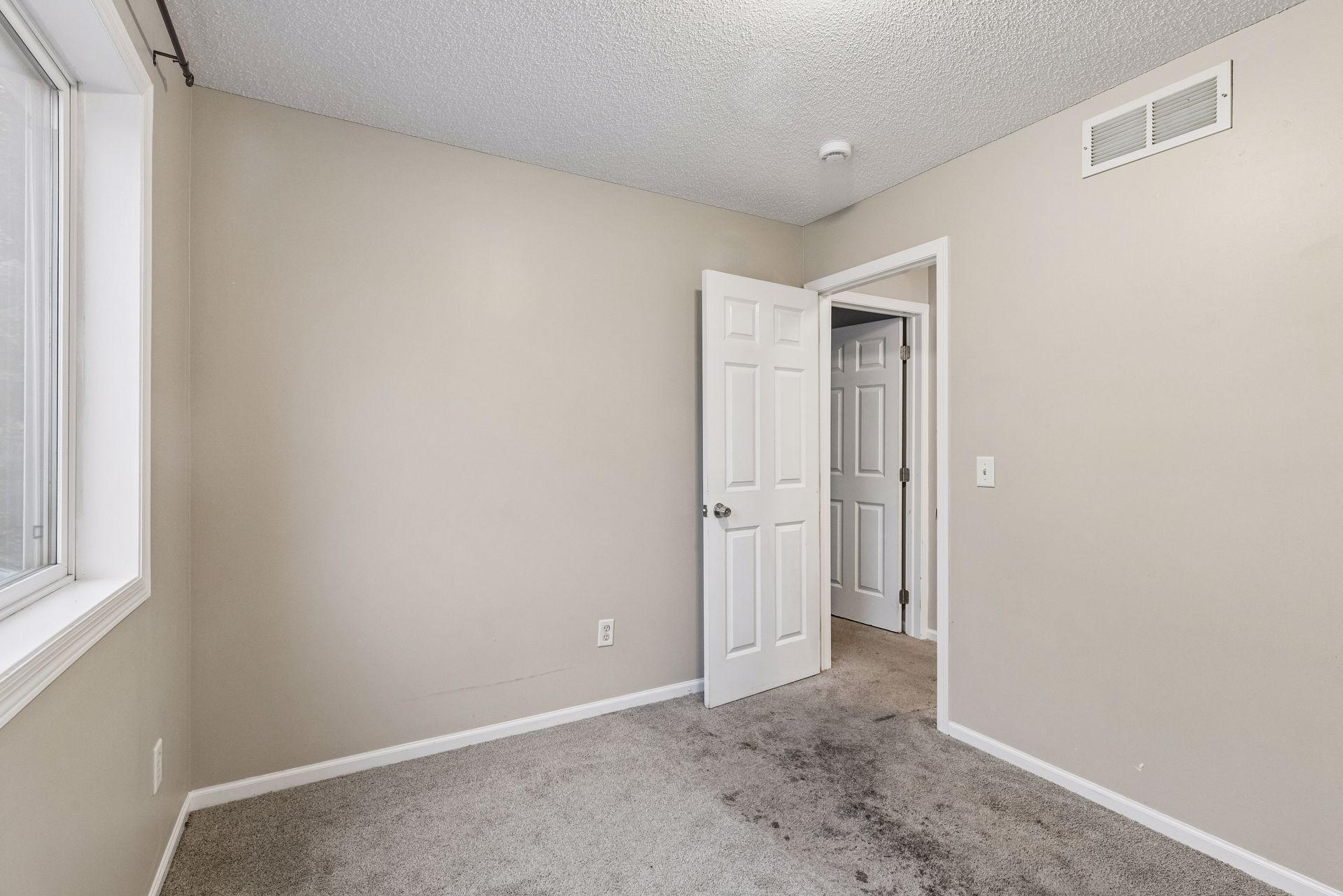 View of Residential at 297 Morton Street, Saint Paul MN 55107, Saint Paul (17 of 24) - Mike Wilen | Minnesota Team Real Estate