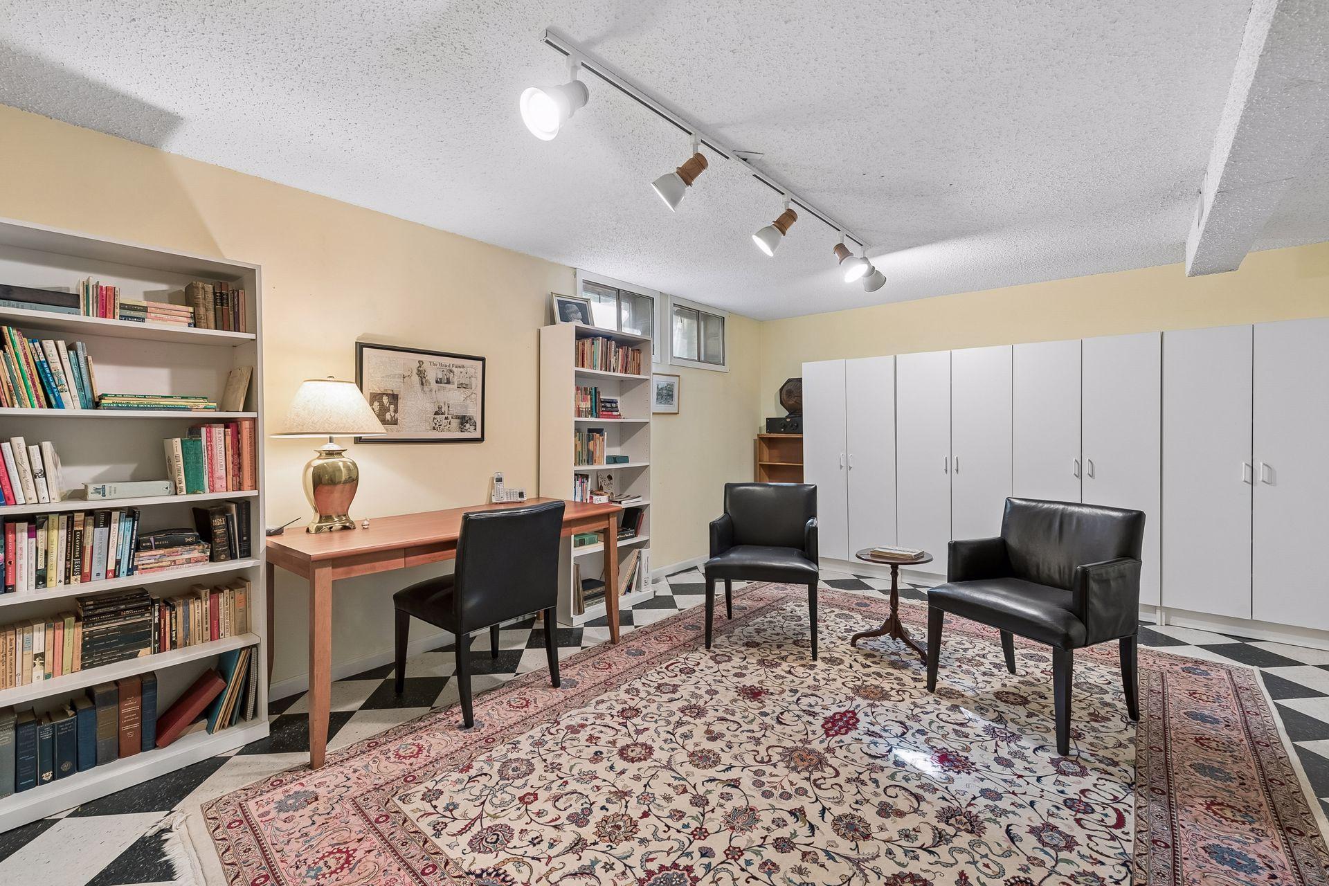 View of Residential at 1931 Emerson Avenue, Minneapolis MN 55403, Minneapolis (22 of 27) - Mike Wilen | Minnesota Team Real Estate