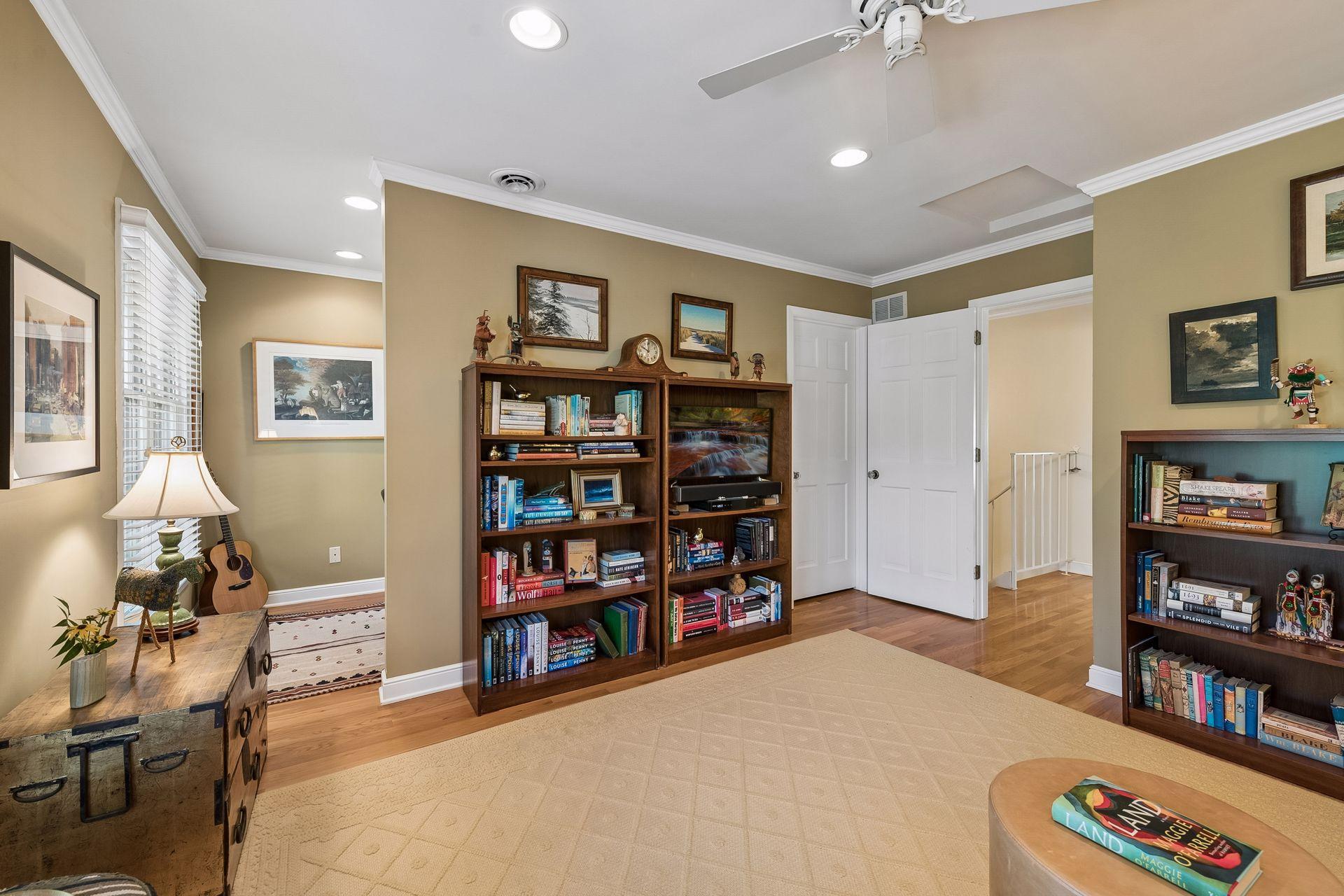 View of Residential at 1931 Emerson Avenue, Minneapolis MN 55403, Minneapolis (18 of 27) - Mike Wilen | Minnesota Team Real Estate