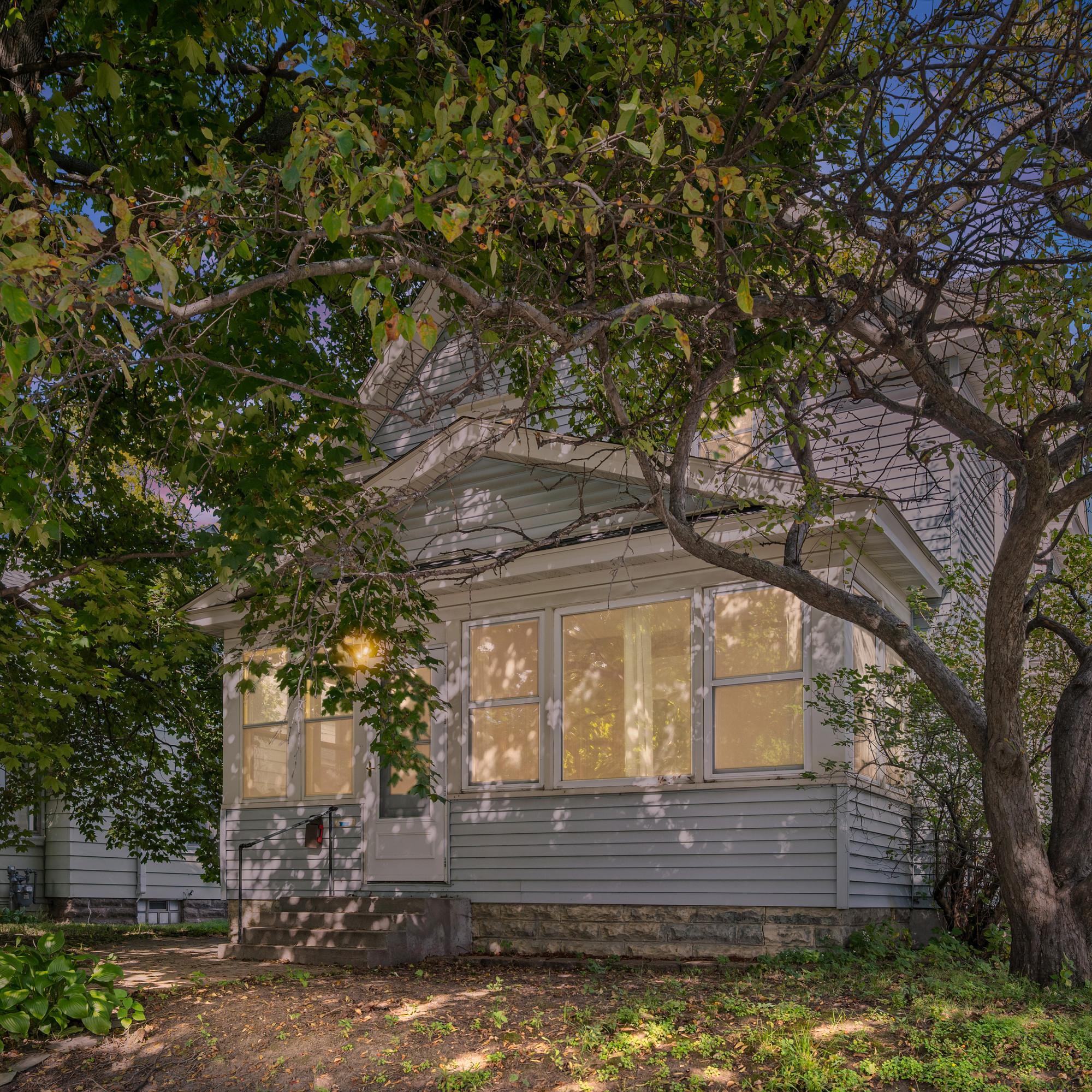 View of Single Family at 1227 Thomas Avenue, Saint Paul - Mike Wilen | Minnesota Team Real Estate