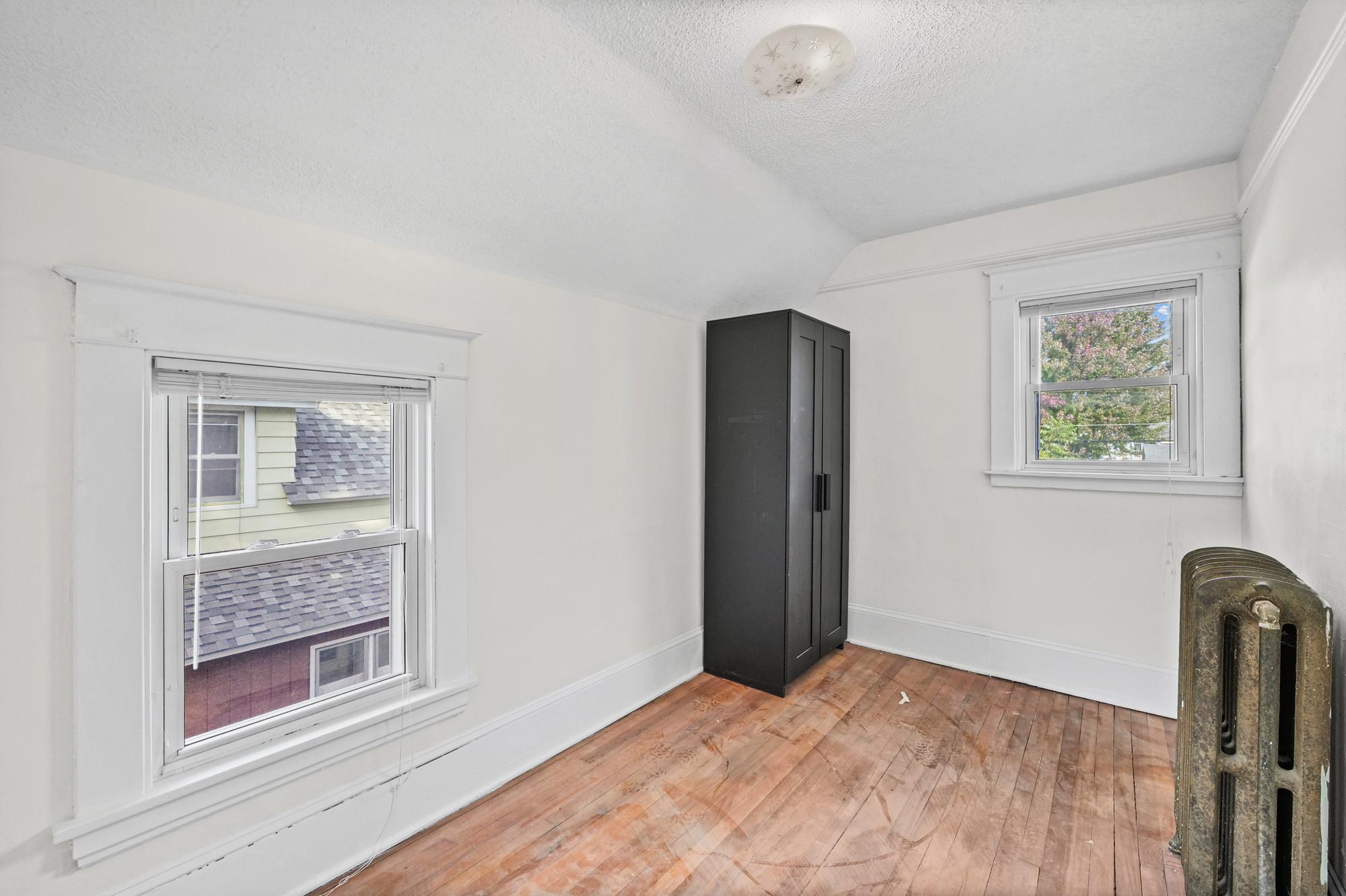 View of Residential at 1227 Thomas Avenue, Saint Paul MN 55104, Saint Paul (33 of 48) - Mike Wilen | Minnesota Team Real Estate