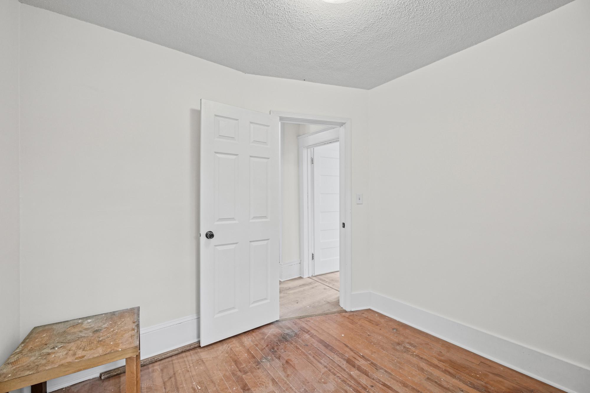 View of Residential at 1227 Thomas Avenue, Saint Paul MN 55104, Saint Paul (27 of 48) - Mike Wilen | Minnesota Team Real Estate