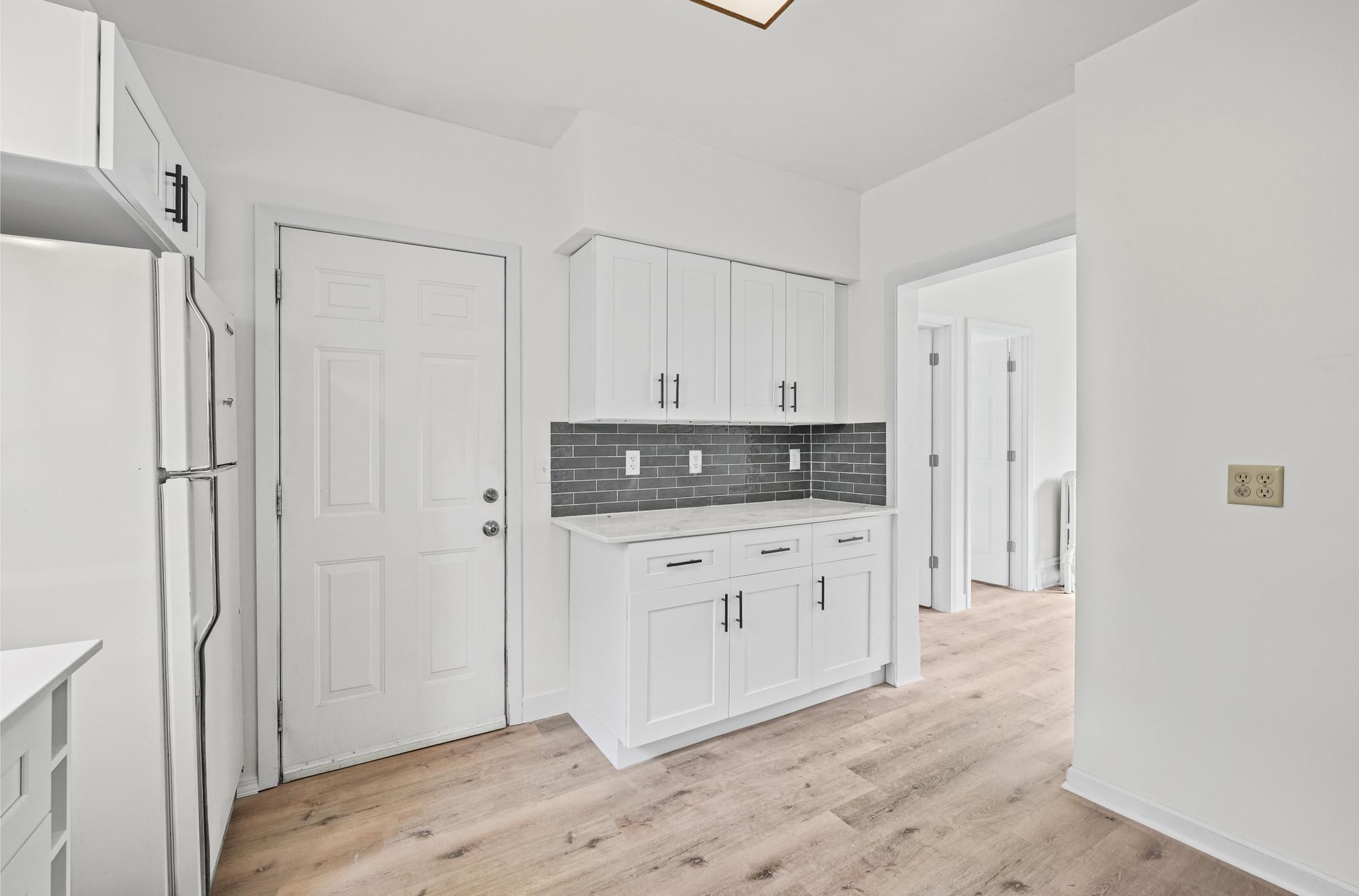 View of Residential at 1227 Thomas Avenue, Saint Paul MN 55104, Saint Paul (24 of 48) - Mike Wilen | Minnesota Team Real Estate
