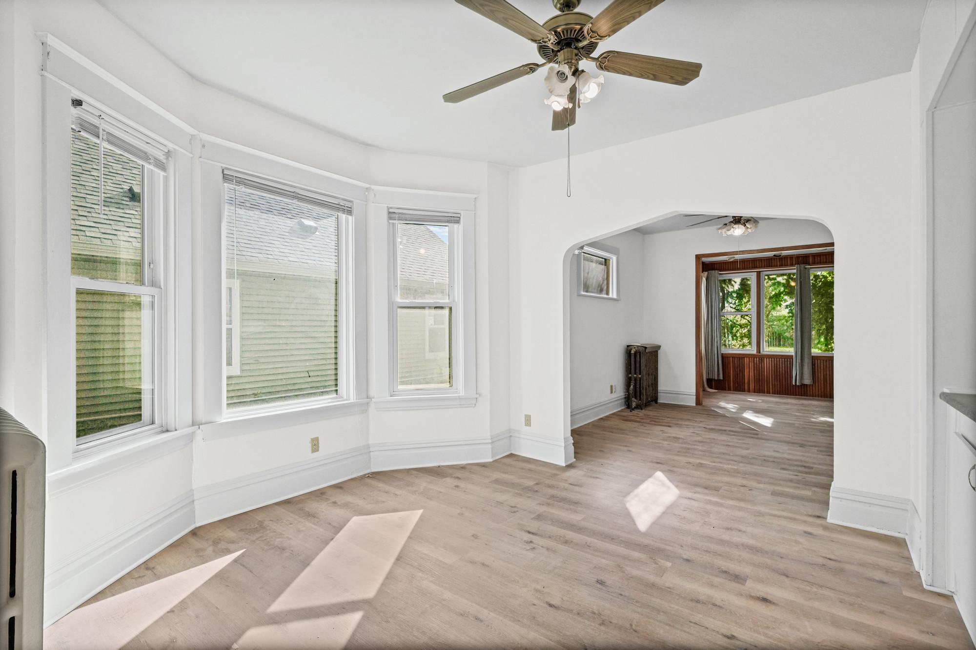 View of Residential at 1227 Thomas Avenue, Saint Paul MN 55104, Saint Paul (16 of 48) - Mike Wilen | Minnesota Team Real Estate