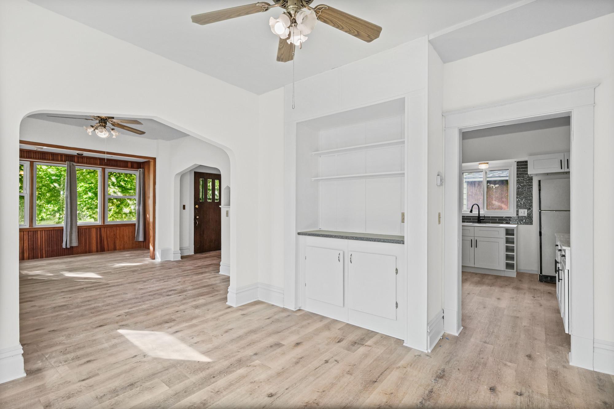 View of Residential at 1227 Thomas Avenue, Saint Paul MN 55104, Saint Paul (15 of 48) - Mike Wilen | Minnesota Team Real Estate