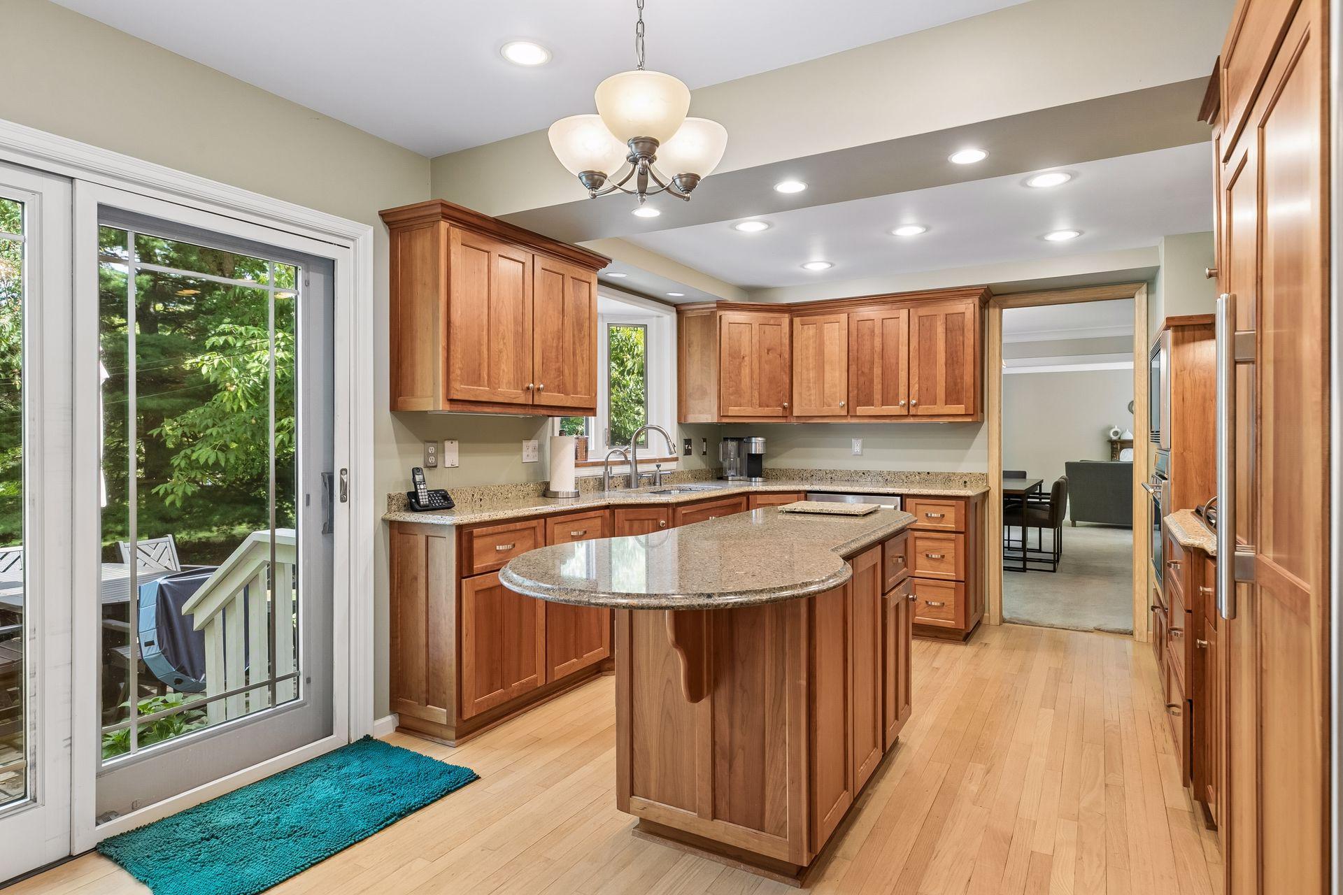 View of Residential at 991 Caren Court, Mendota Heights MN 55118, Mendota Heights (14 of 54) - Mike Wilen | Minnesota Team Real Estate
