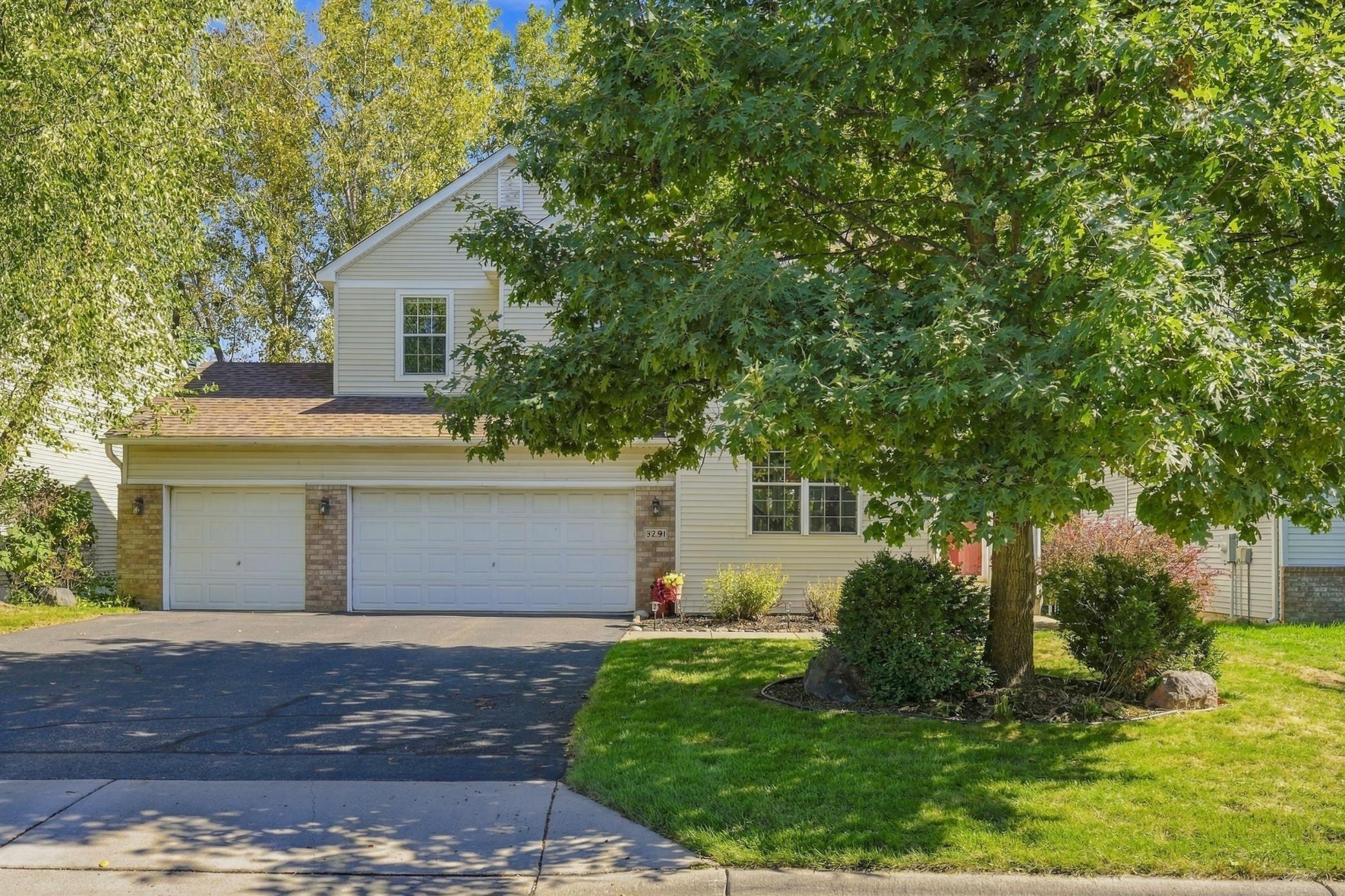 View of Residential at 3291 View Lane, Woodbury MN 55125, Woodbury (2 of 38) - Mike Wilen | Minnesota Team Real Estate