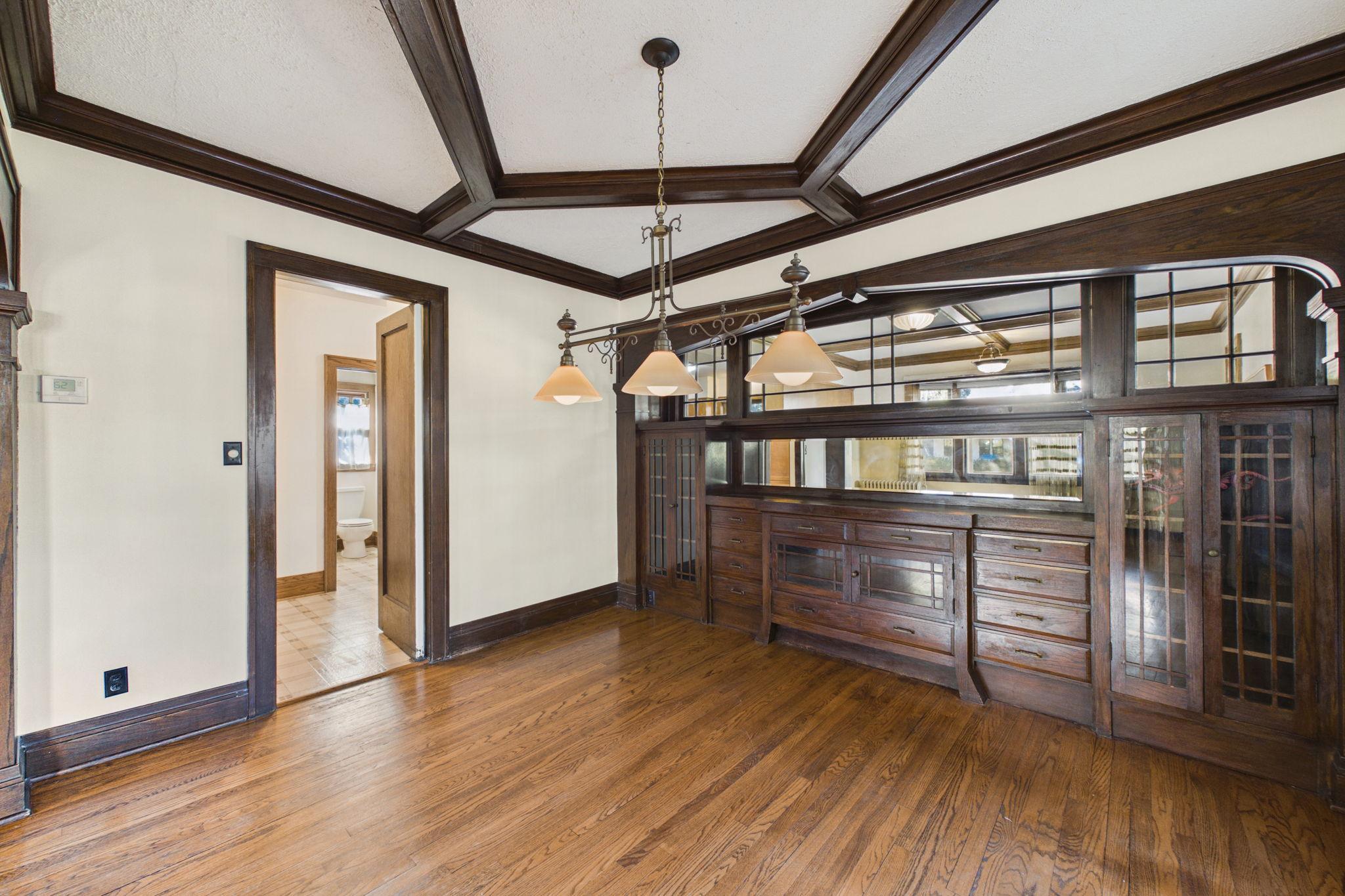 View of Residential at 1663 Berkeley Avenue, Saint Paul MN 55105, Saint Paul (10 of 38) - Mike Wilen | Minnesota Team Real Estate