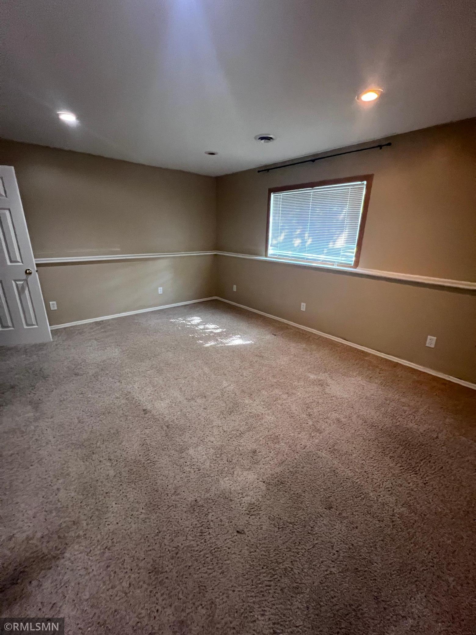 View of Residential at 15715 Fox Circle, Apple Valley MN 55124, Apple Valley (21 of 25) - Mike Wilen | Minnesota Team Real Estate