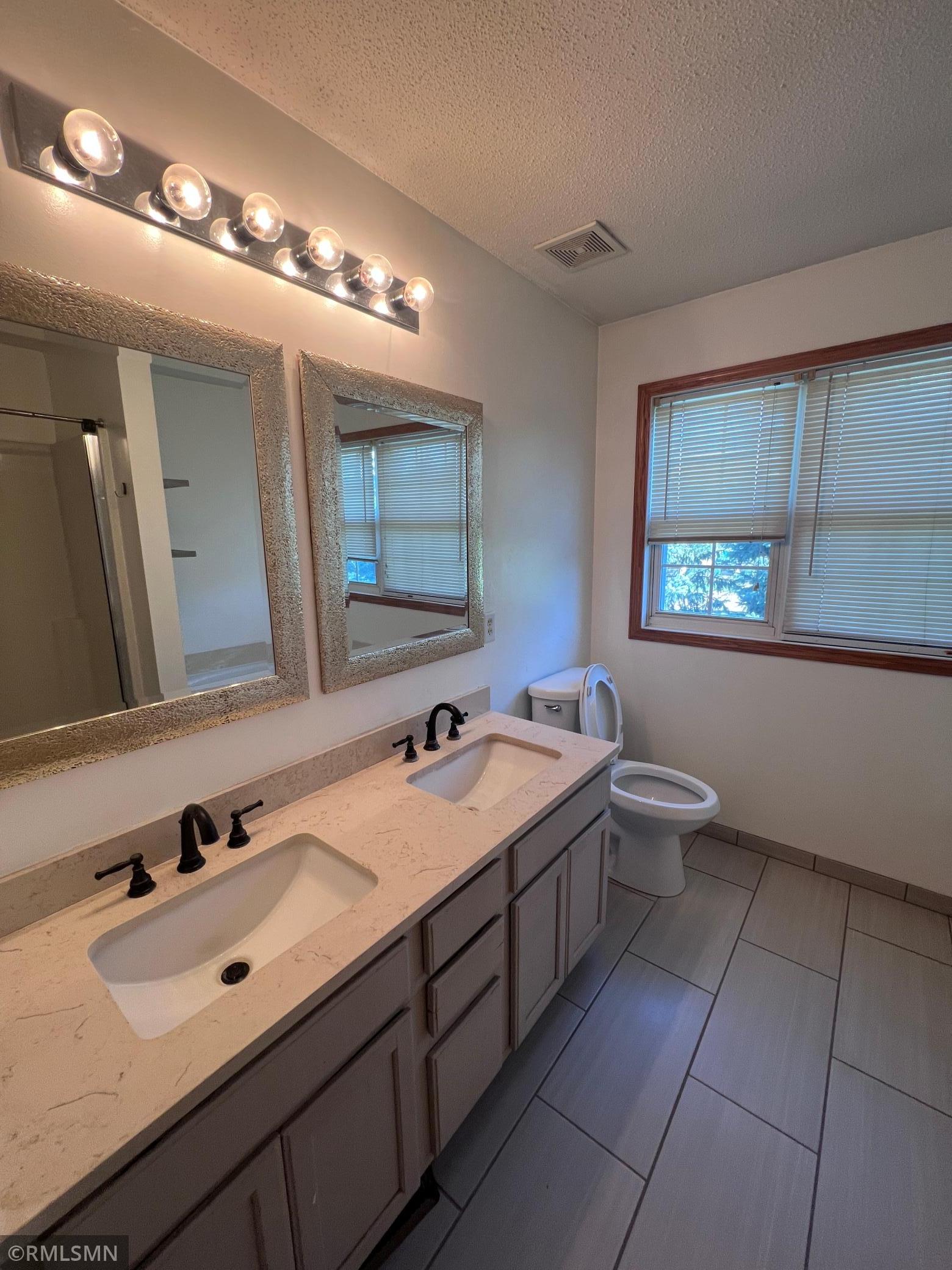 View of Residential at 15715 Fox Circle, Apple Valley MN 55124, Apple Valley (12 of 25) - Mike Wilen | Minnesota Team Real Estate
