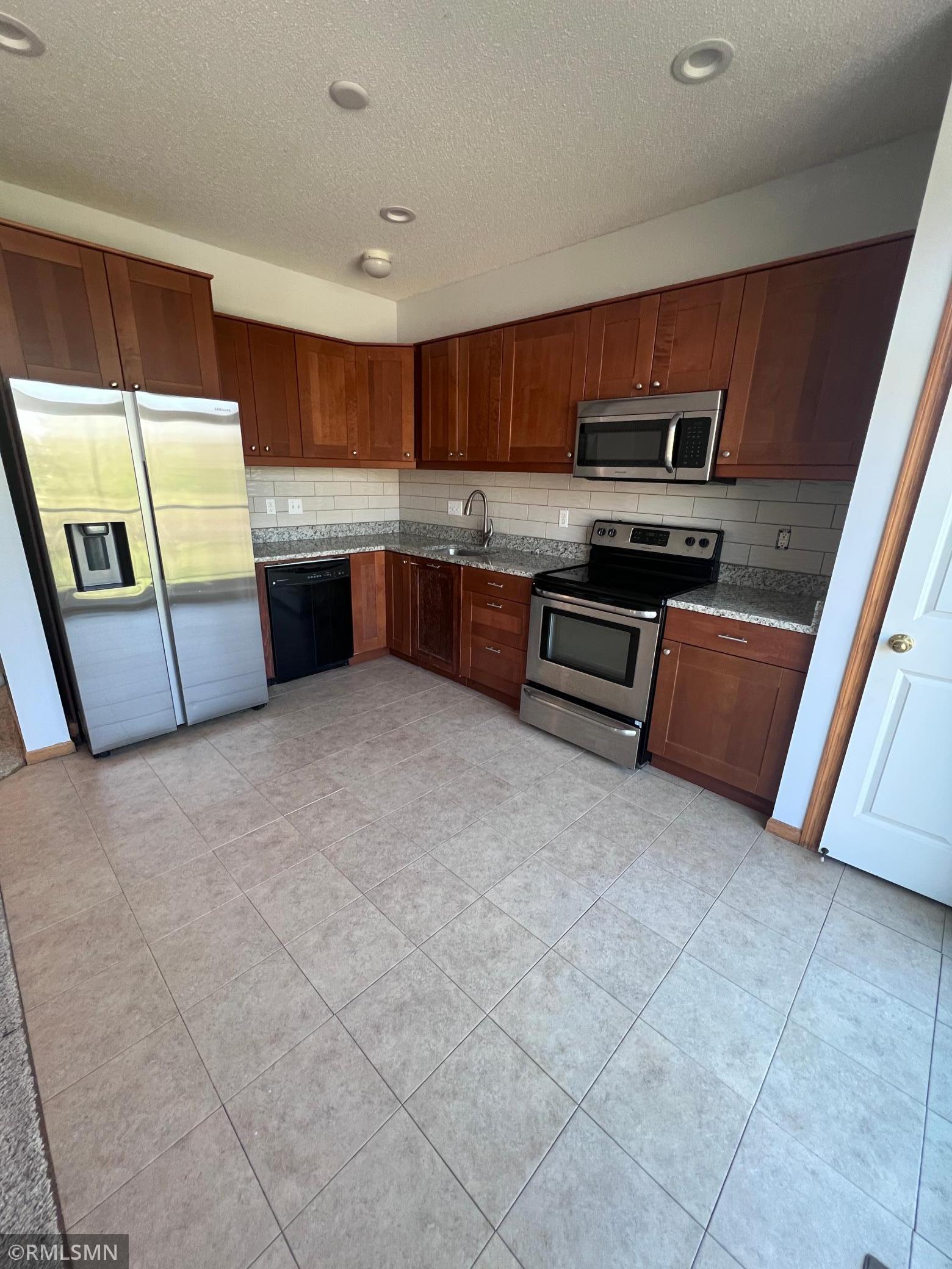 View of Residential at 15715 Fox Circle, Apple Valley MN 55124, Apple Valley (8 of 25) - Mike Wilen | Minnesota Team Real Estate