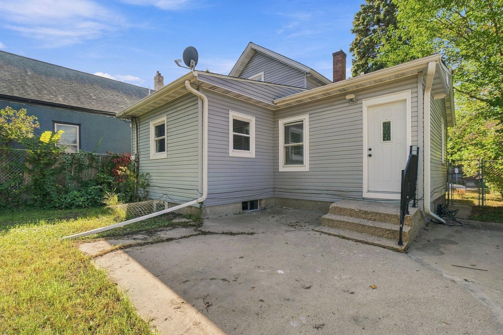 View of Residential at 2423 Quincy Street, Minneapolis MN 55418, Minneapolis (44 of 55) - Mike Wilen | Minnesota Team Real Estate