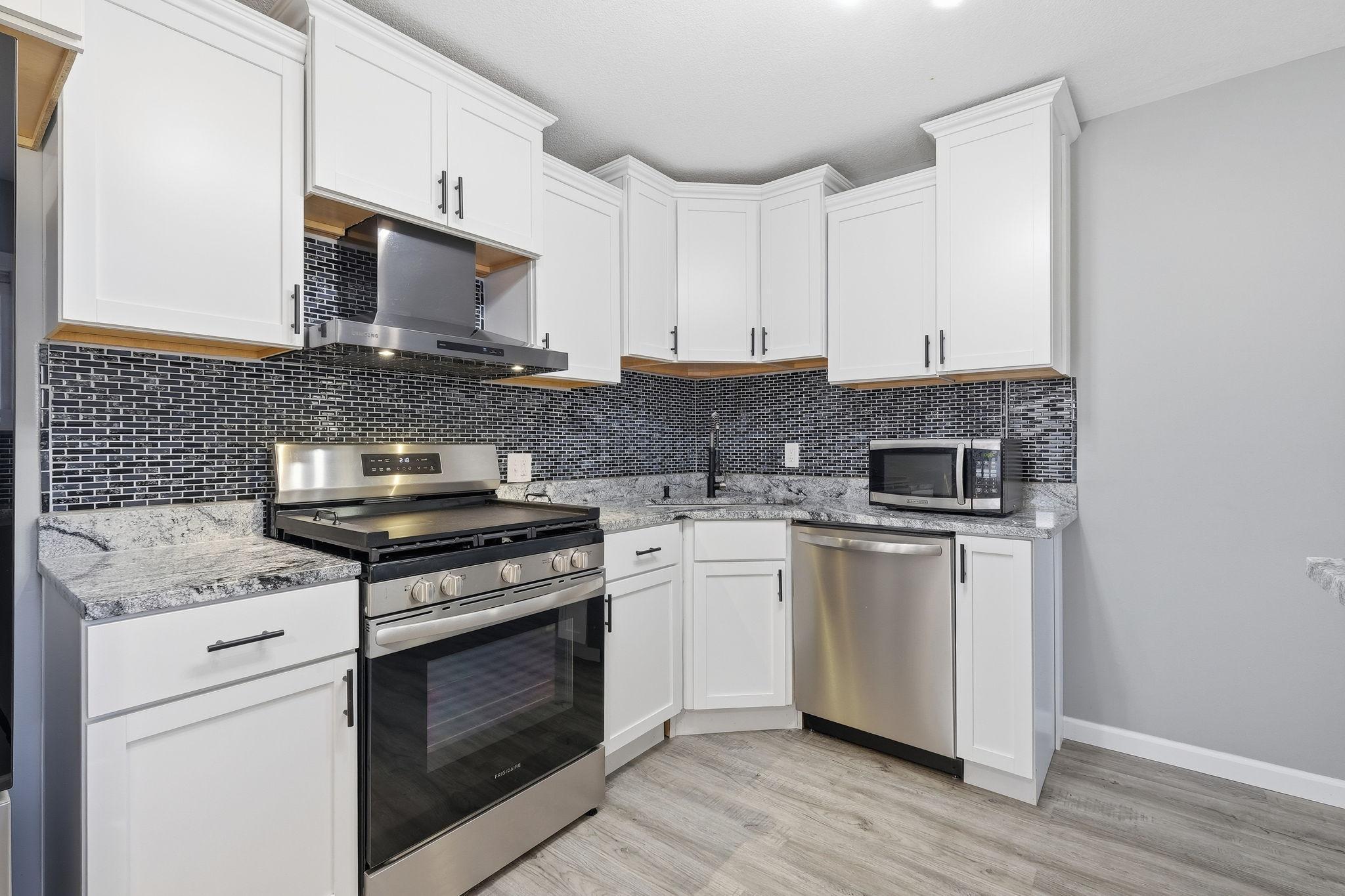 View of Residential at 2423 Quincy Street, Minneapolis MN 55418, Minneapolis (24 of 55) - Mike Wilen | Minnesota Team Real Estate