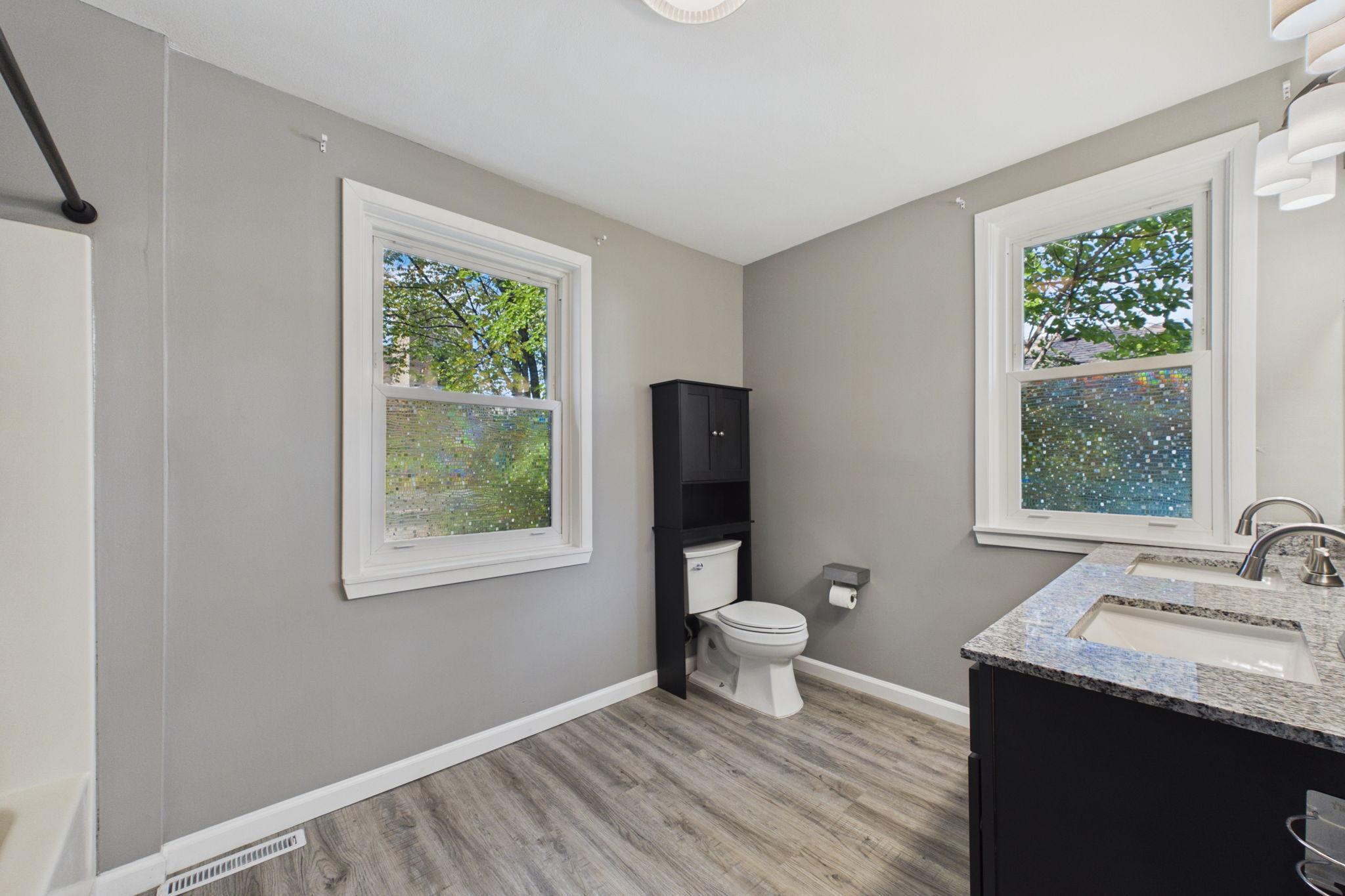 View of Residential at 2423 Quincy Street, Minneapolis MN 55418, Minneapolis (28 of 55) - Mike Wilen | Minnesota Team Real Estate