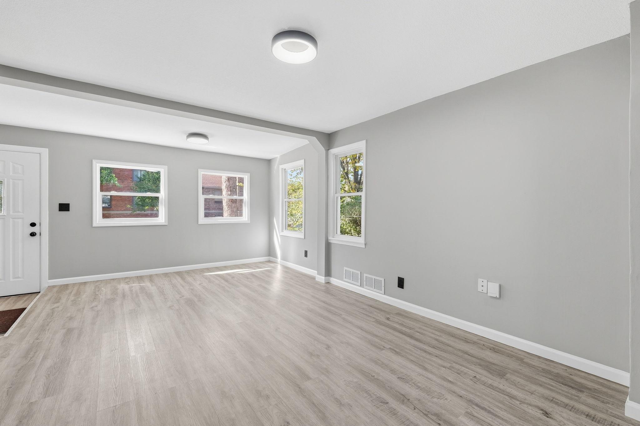 View of Residential at 2423 Quincy Street, Minneapolis MN 55418, Minneapolis (13 of 55) - Mike Wilen | Minnesota Team Real Estate