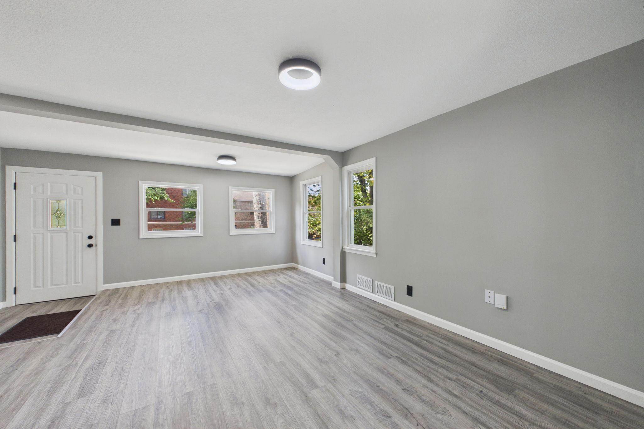 View of Residential at 2423 Quincy Street, Minneapolis MN 55418, Minneapolis (12 of 55) - Mike Wilen | Minnesota Team Real Estate