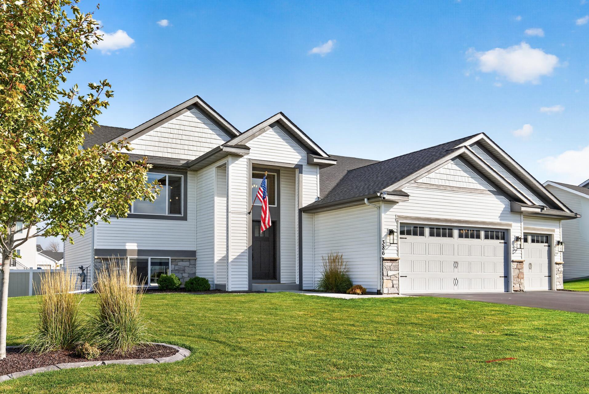 View of Single Family at 386 Neisen Avenue, Delano - Mike Wilen | Minnesota Team Real Estate