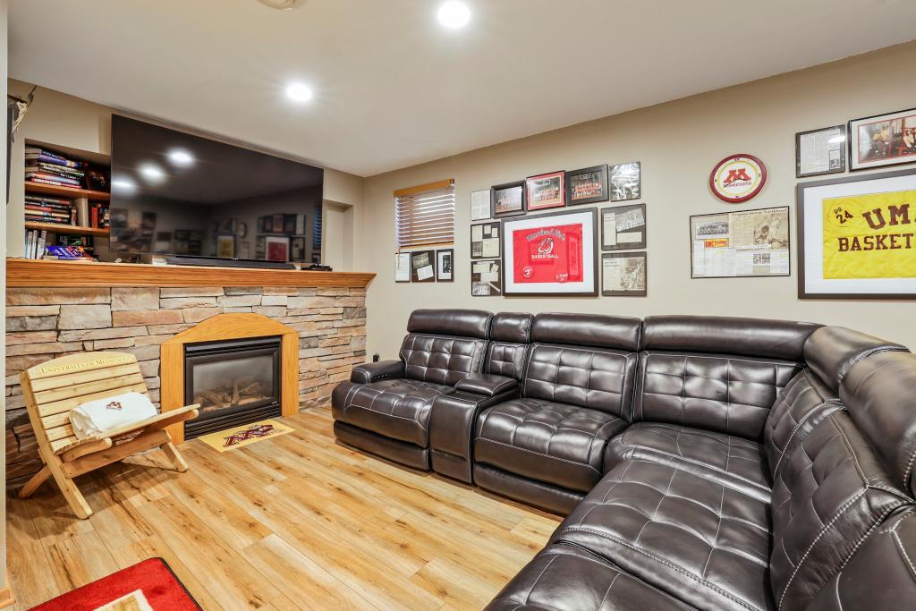 View of Residential at 17500 82nd Avenue, Maple Grove MN 55311, Maple Grove (14 of 27) - Mike Wilen | Minnesota Team Real Estate